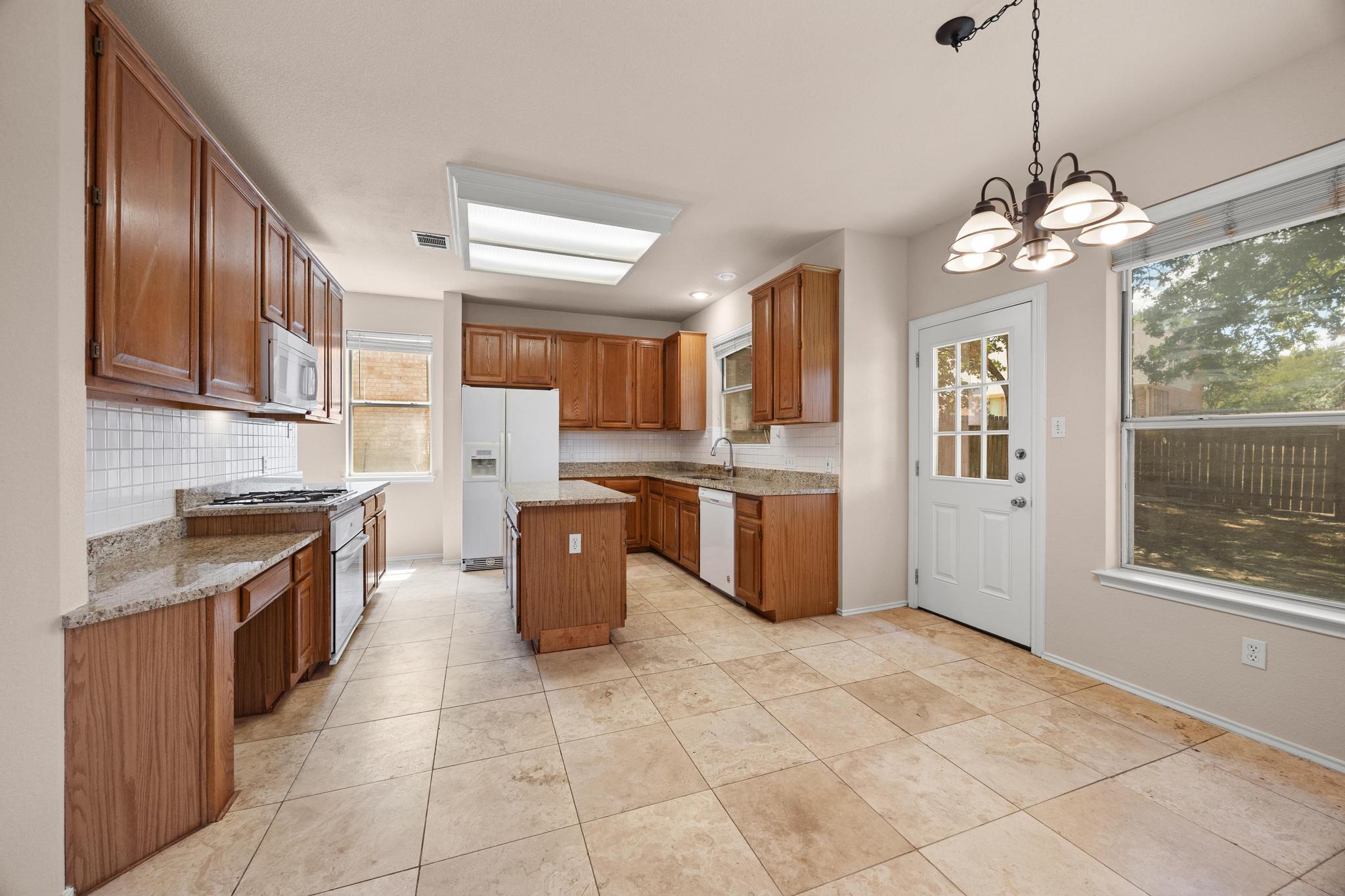 17908 Worley Dr Property Photo 6