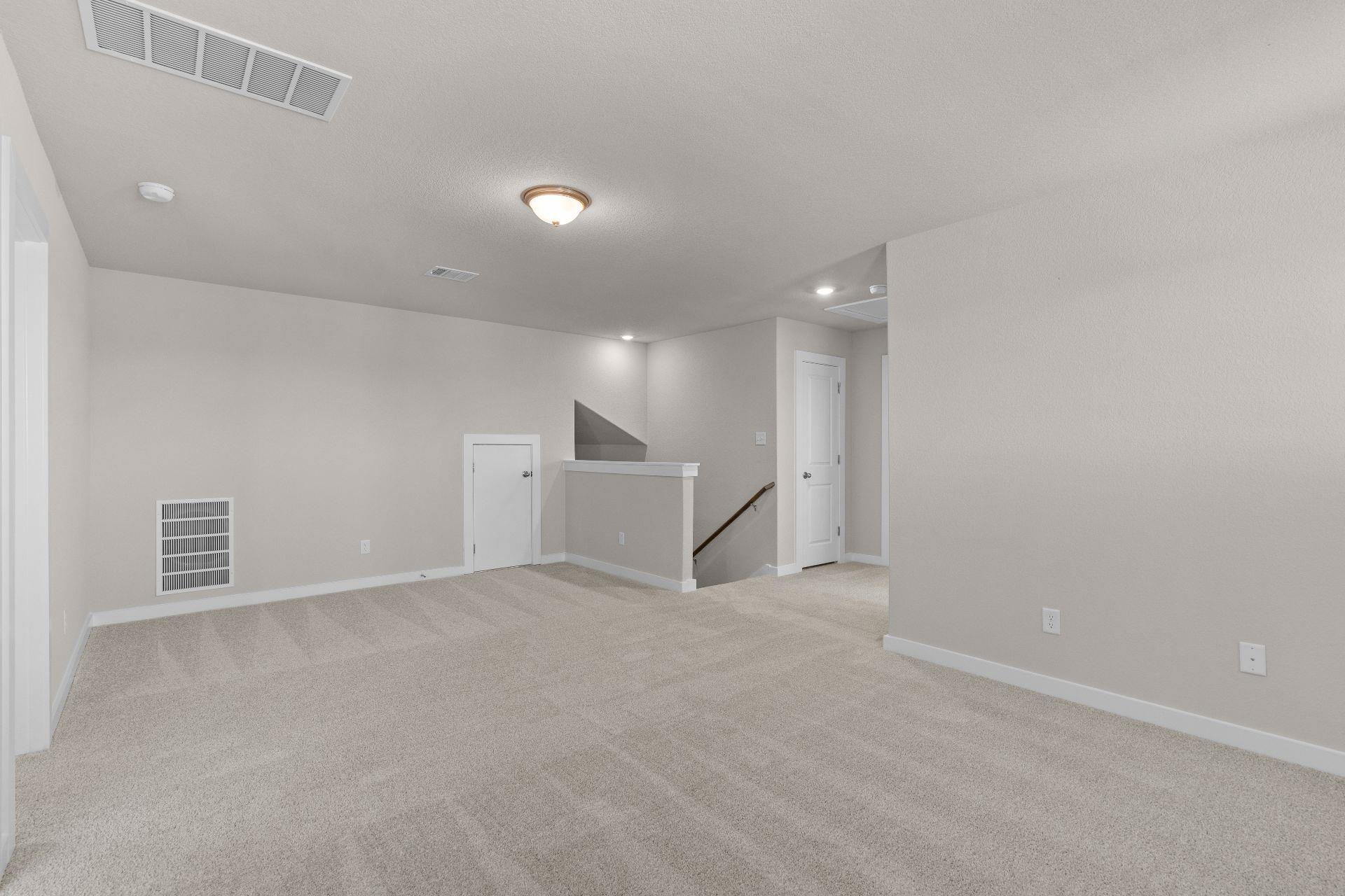 241 Red Tail Hawk Ln Property Photo 22