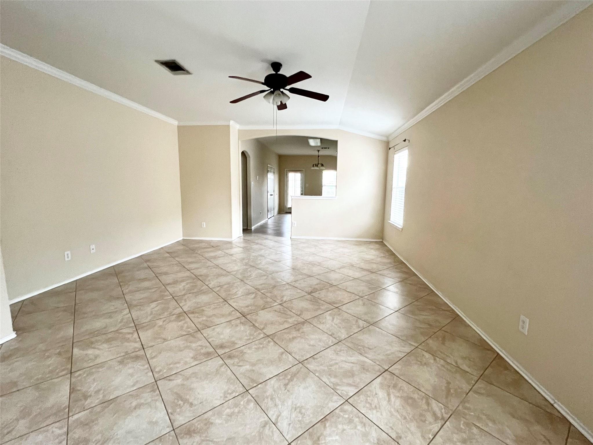 2428 Green Meadows Ln Property Photo 7
