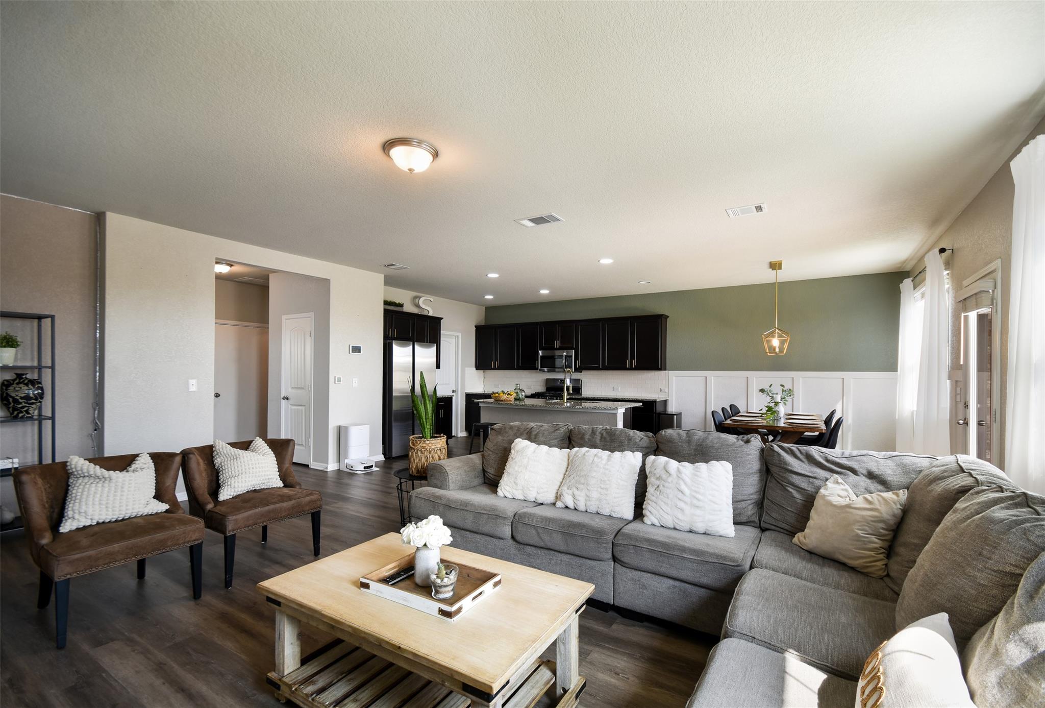 217 Frederick Dr Property Photo 6