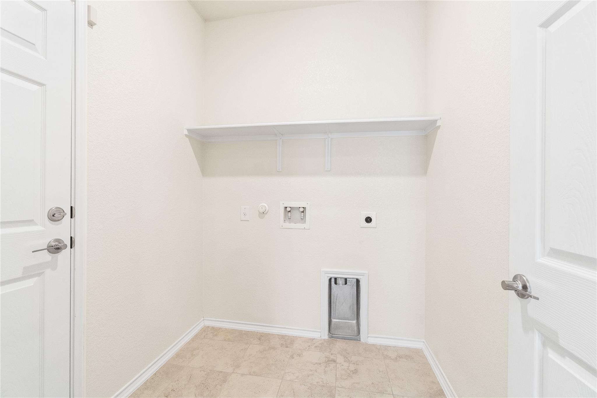 17011 Spanish Star Dr Property Photo 9