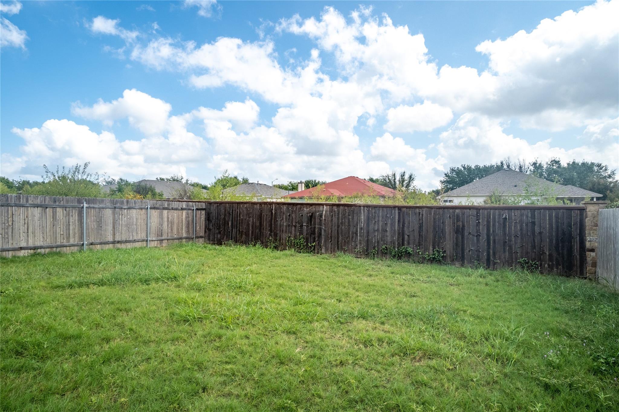 17011 Spanish Star Dr Property Photo 28
