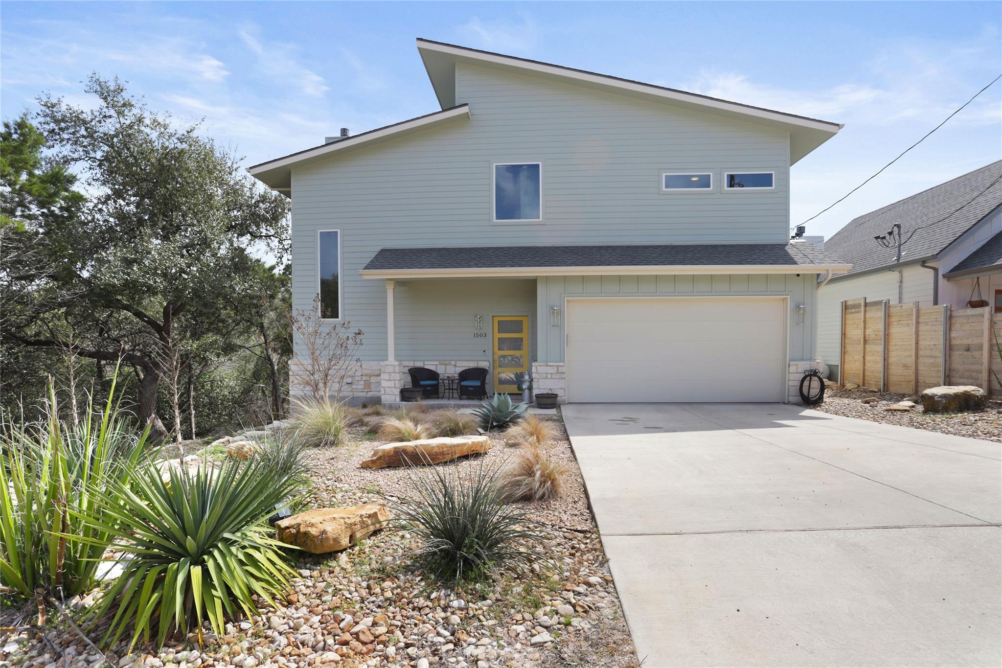 1503 Sharps Rd Property Photo
