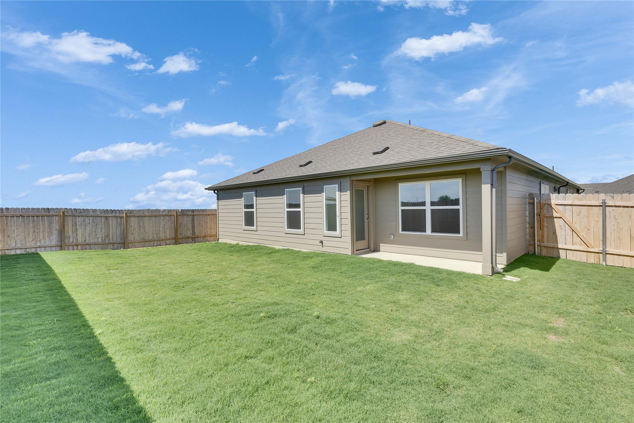 413 Red Wolf Dr Property Photo 12