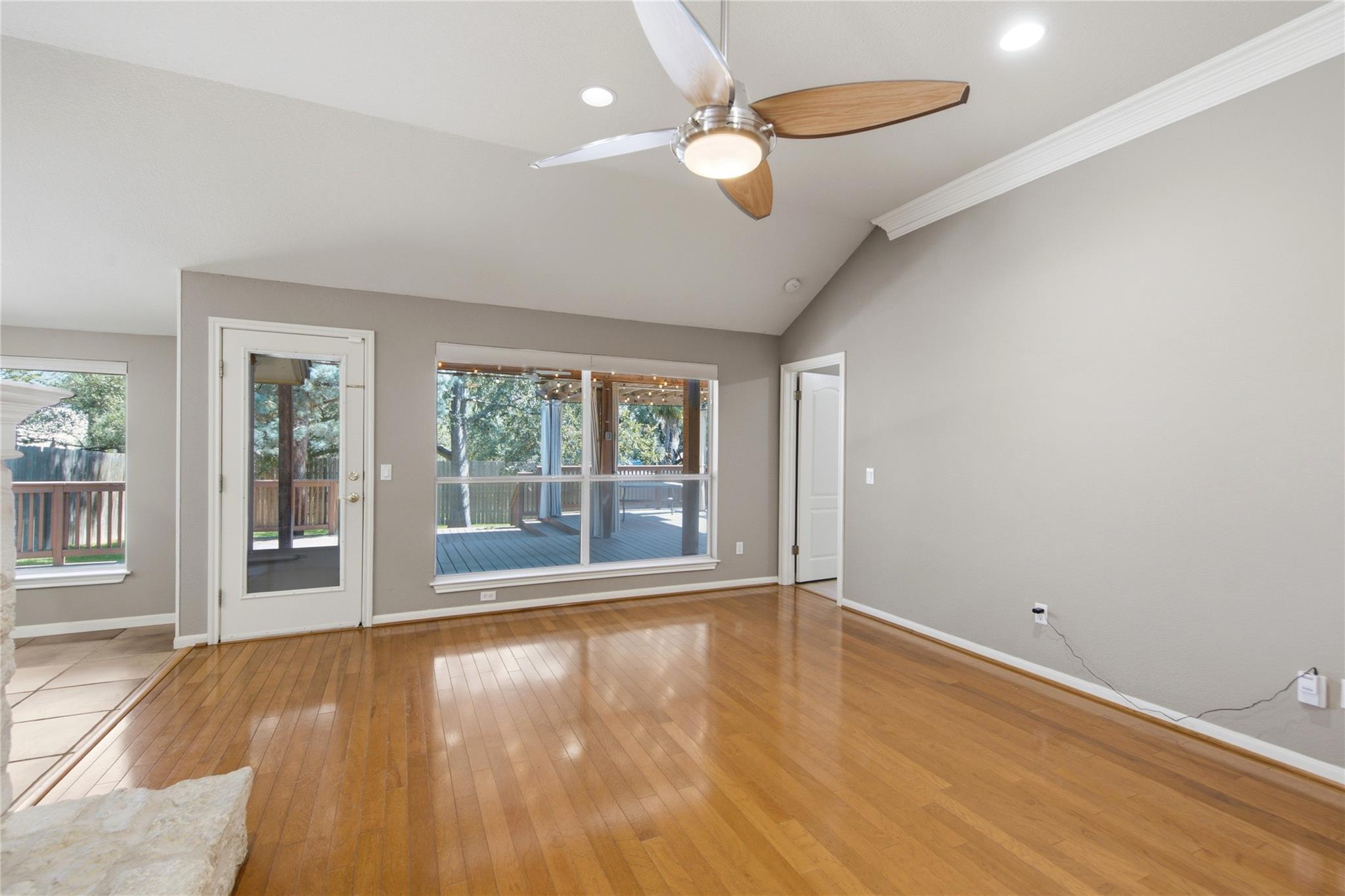 6032 Roxbury Ln Property Photo 8