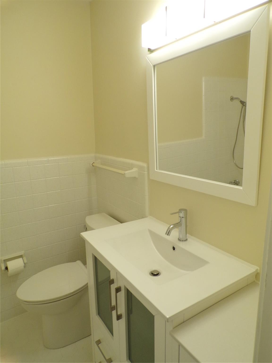 3819 Jefferson St Property Photo 9