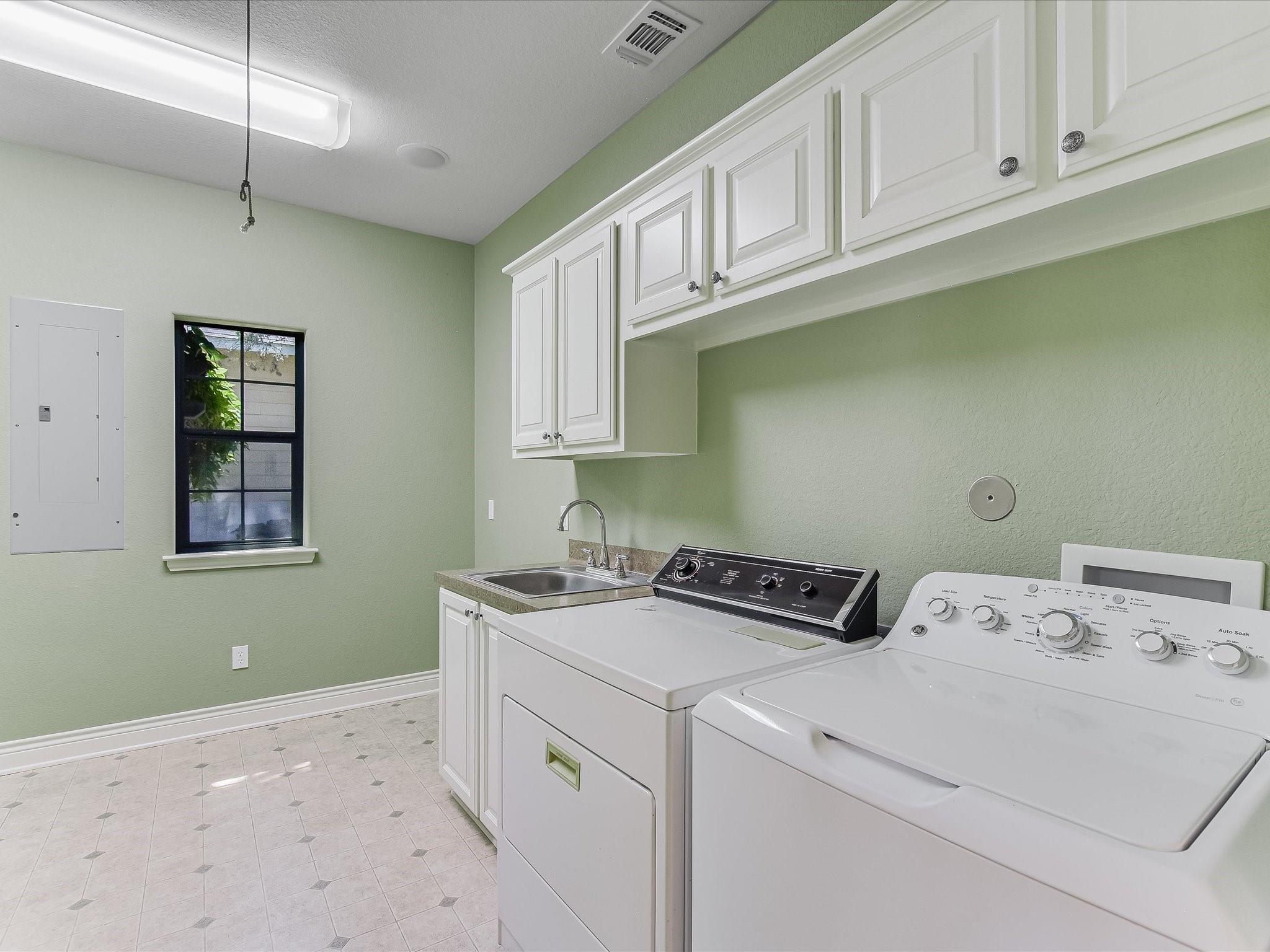 1 Woodview Ct Property Photo 10