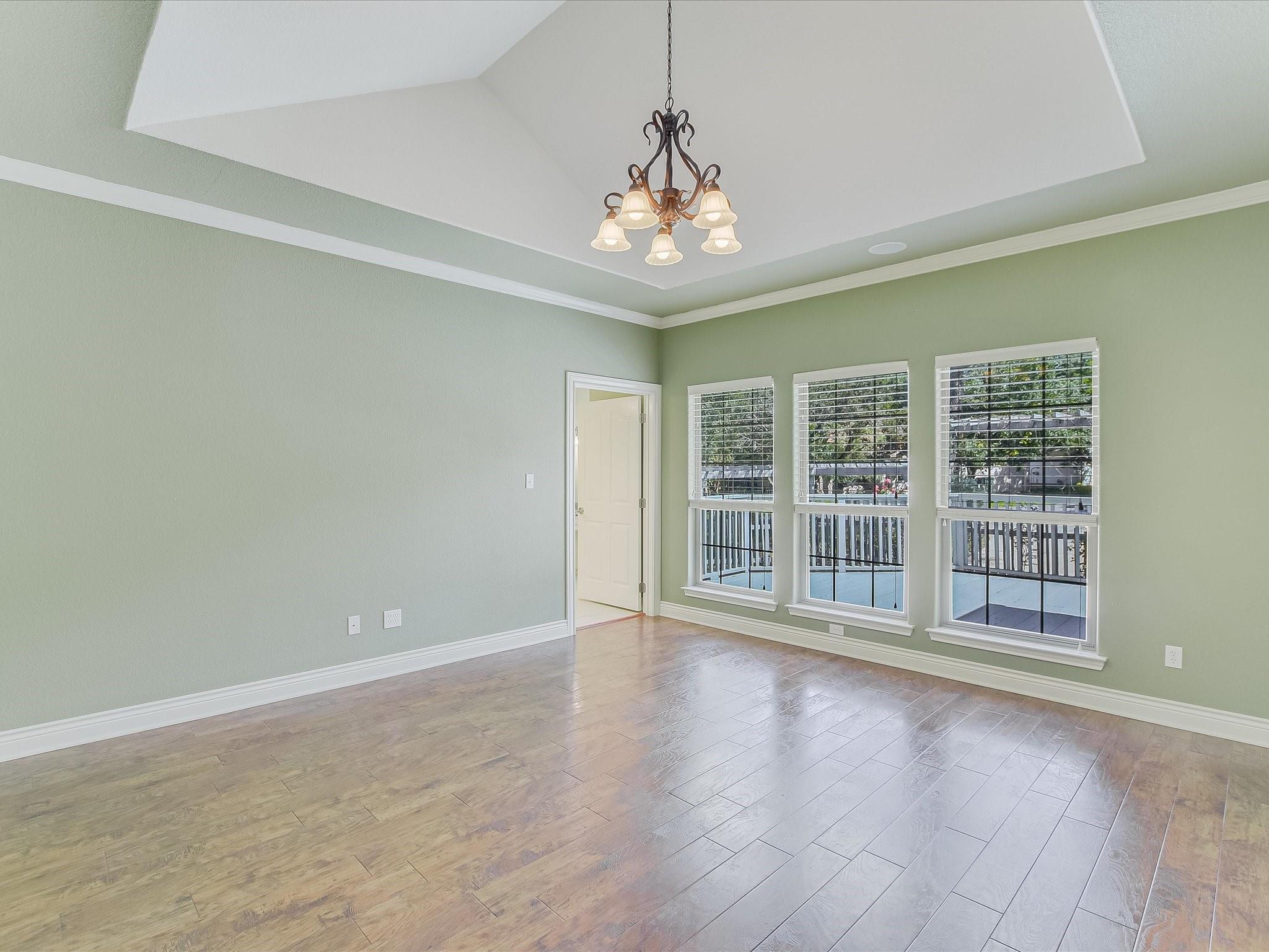 1 Woodview Ct Property Photo 11