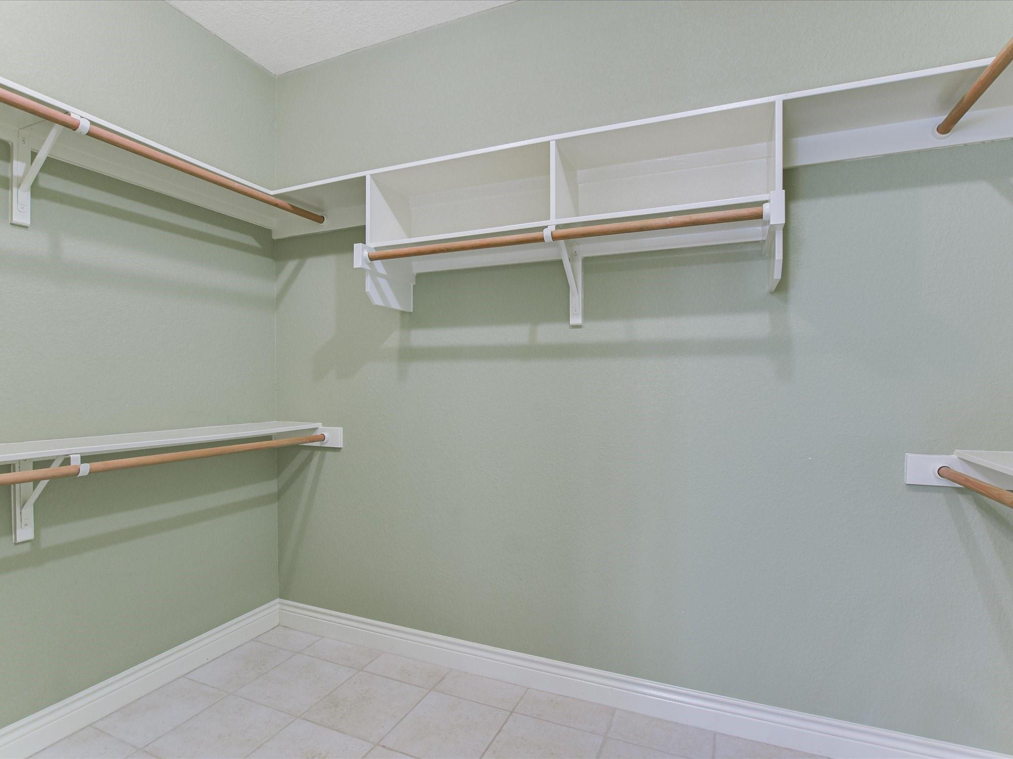 1 Woodview Ct Property Photo 13