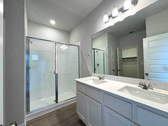 1124 Wild Leaf Way Property Photo 3