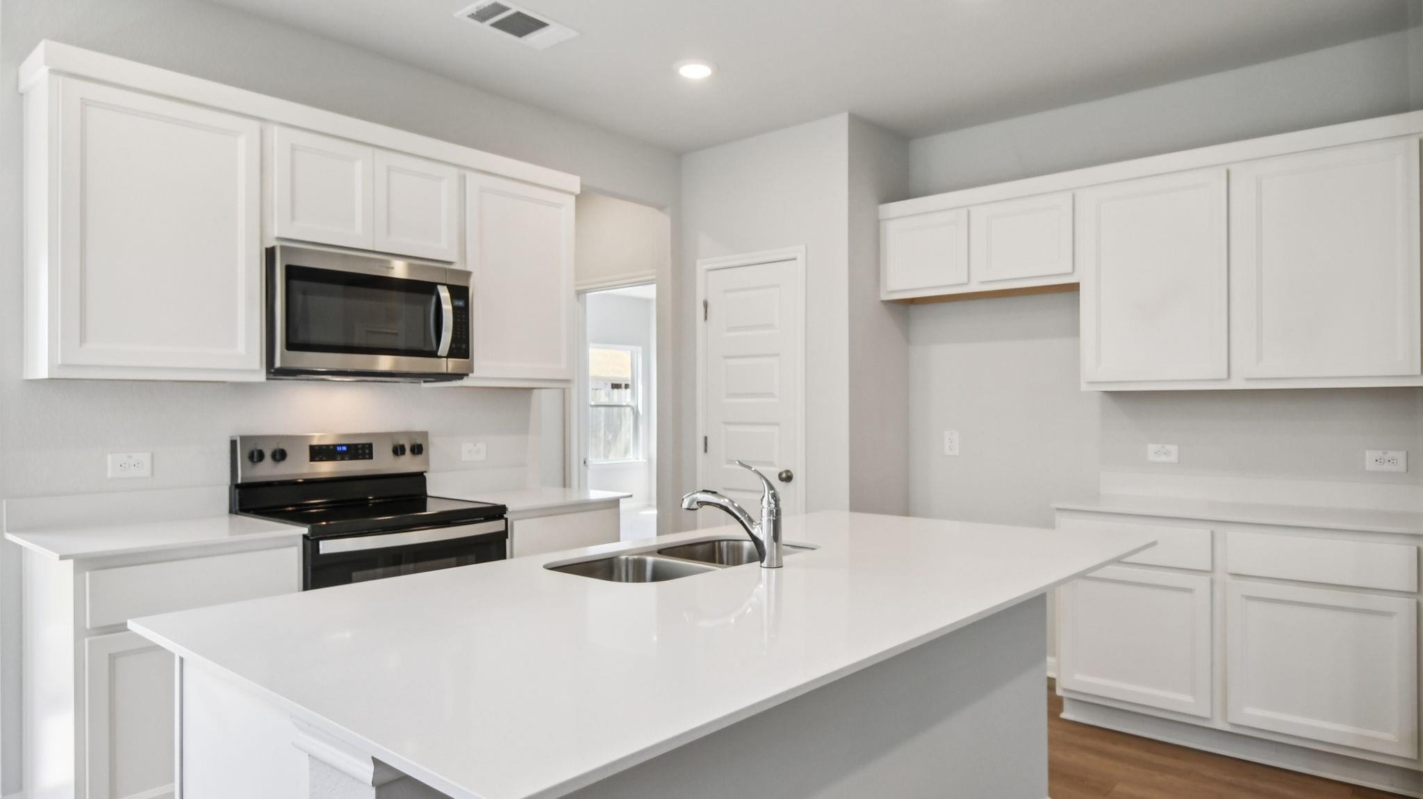 1124 Wild Leaf Way Property Photo 6