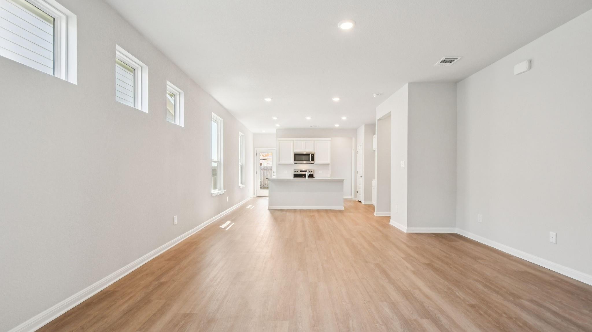 1124 Wild Leaf Way Property Photo 9