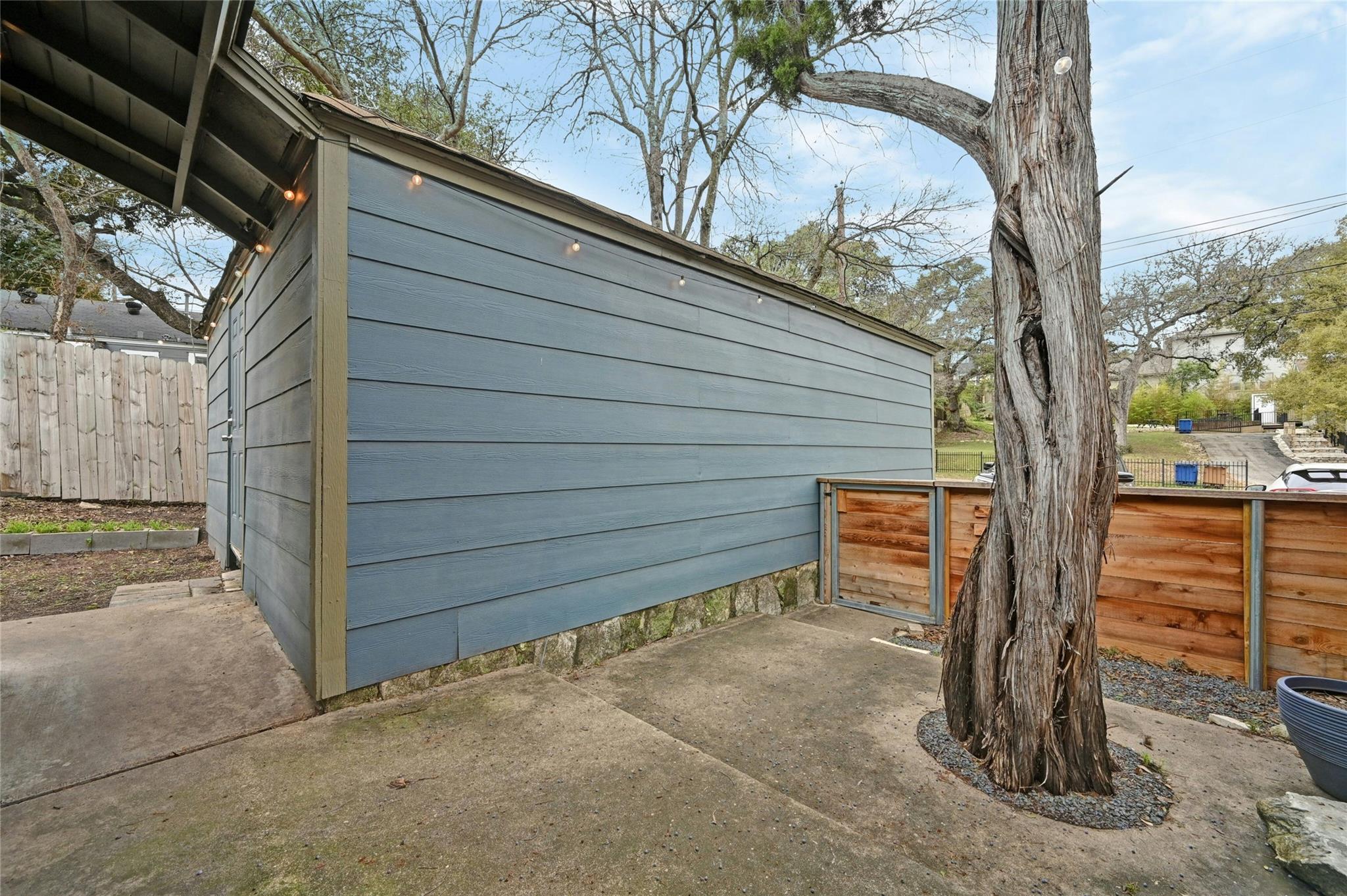 1103 Kenwood Ave #b Property Photo 14