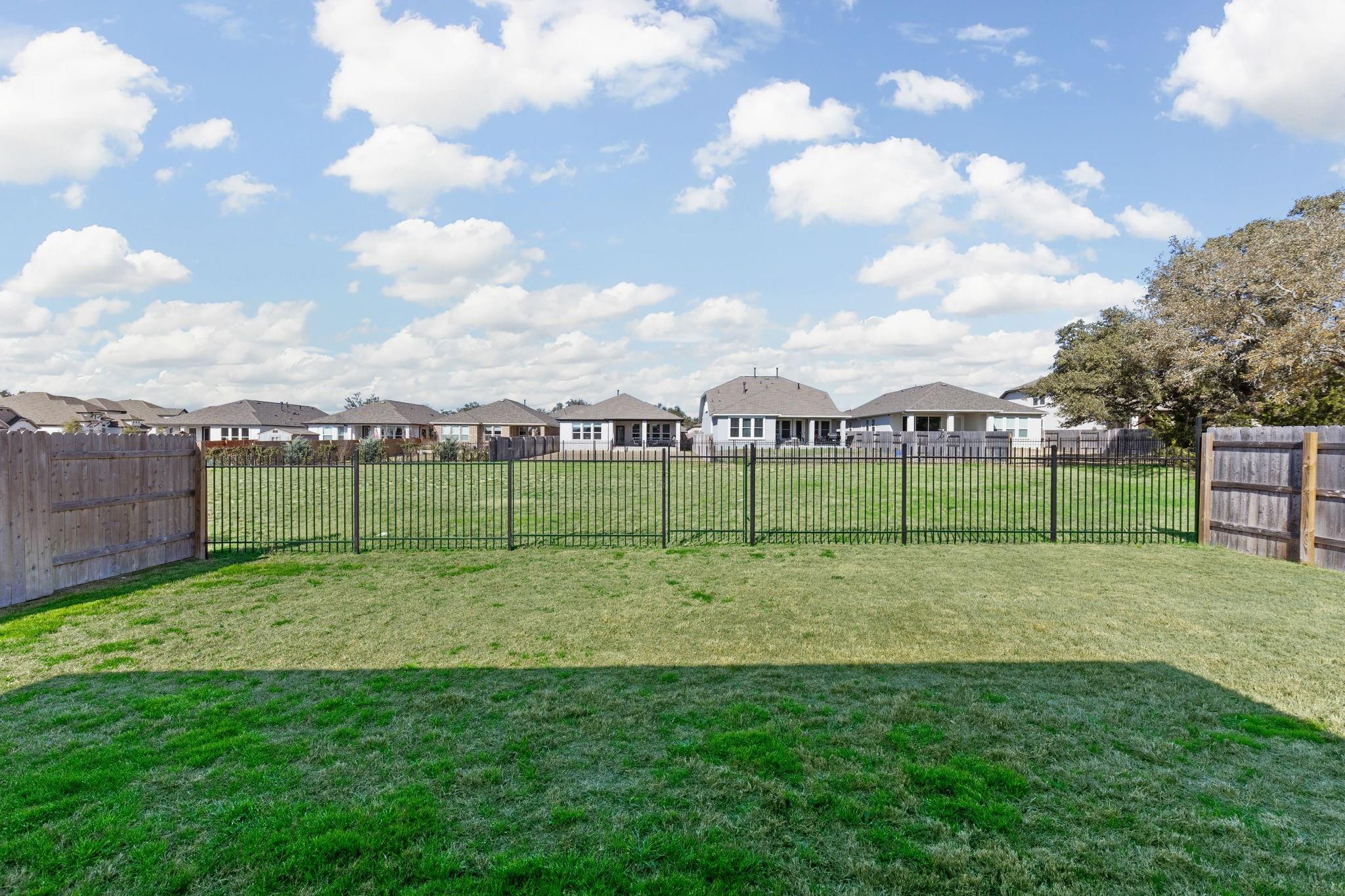 176 Beryl Way Property Photo 29