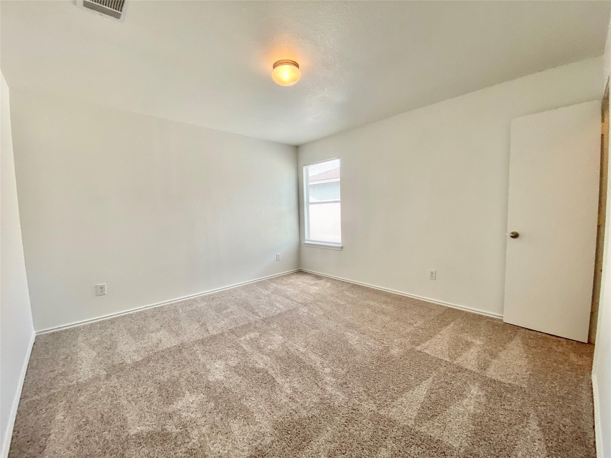 6608 Ferrystone Pass Property Photo 8