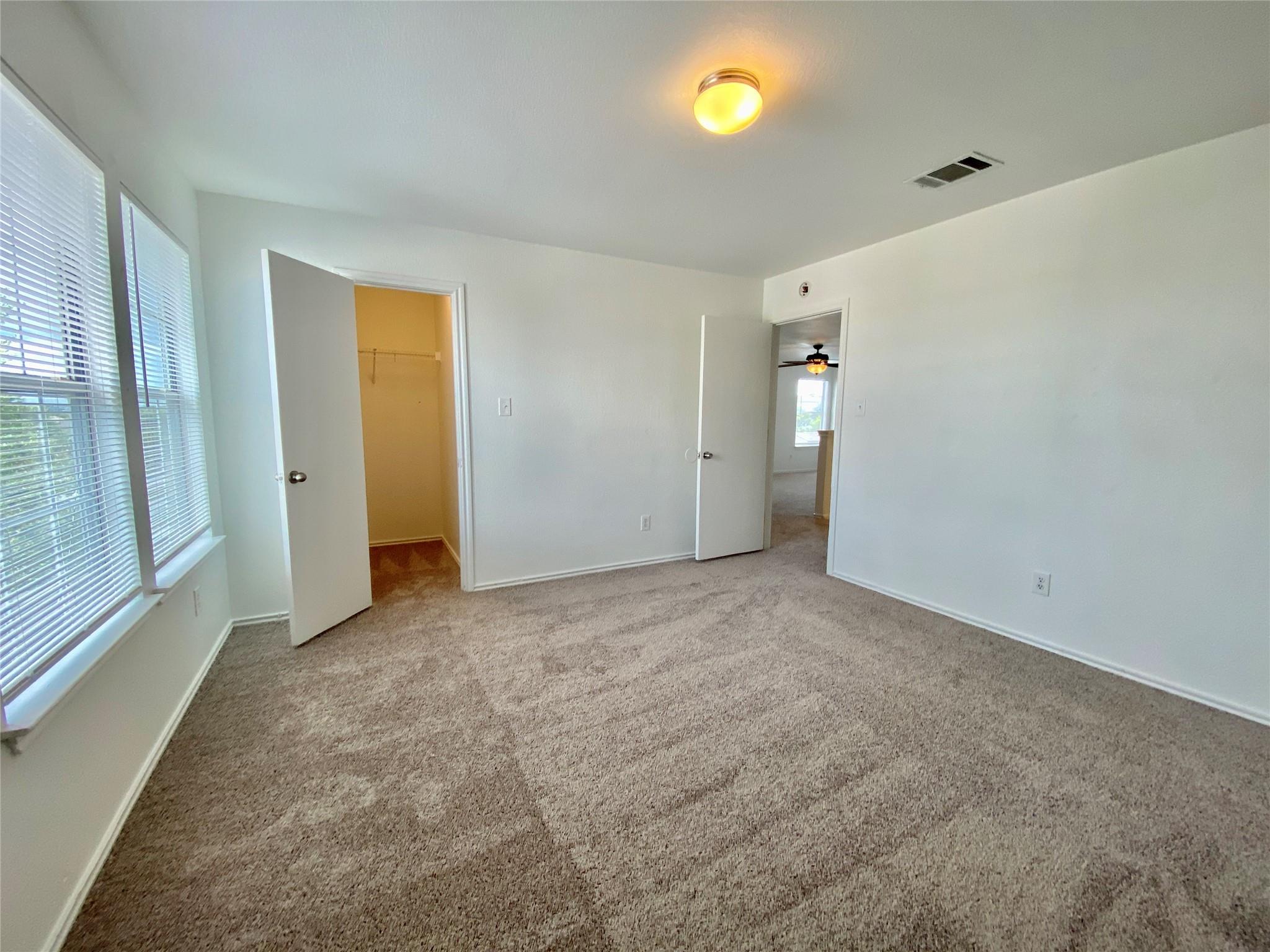6608 Ferrystone Pass Property Photo 12
