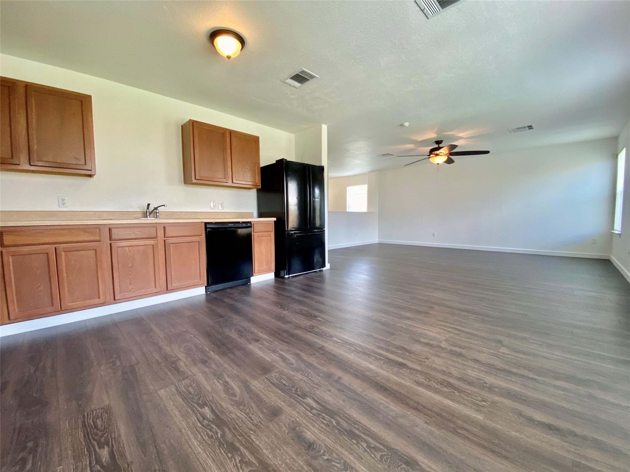 6608 Ferrystone Pass Property Photo 16
