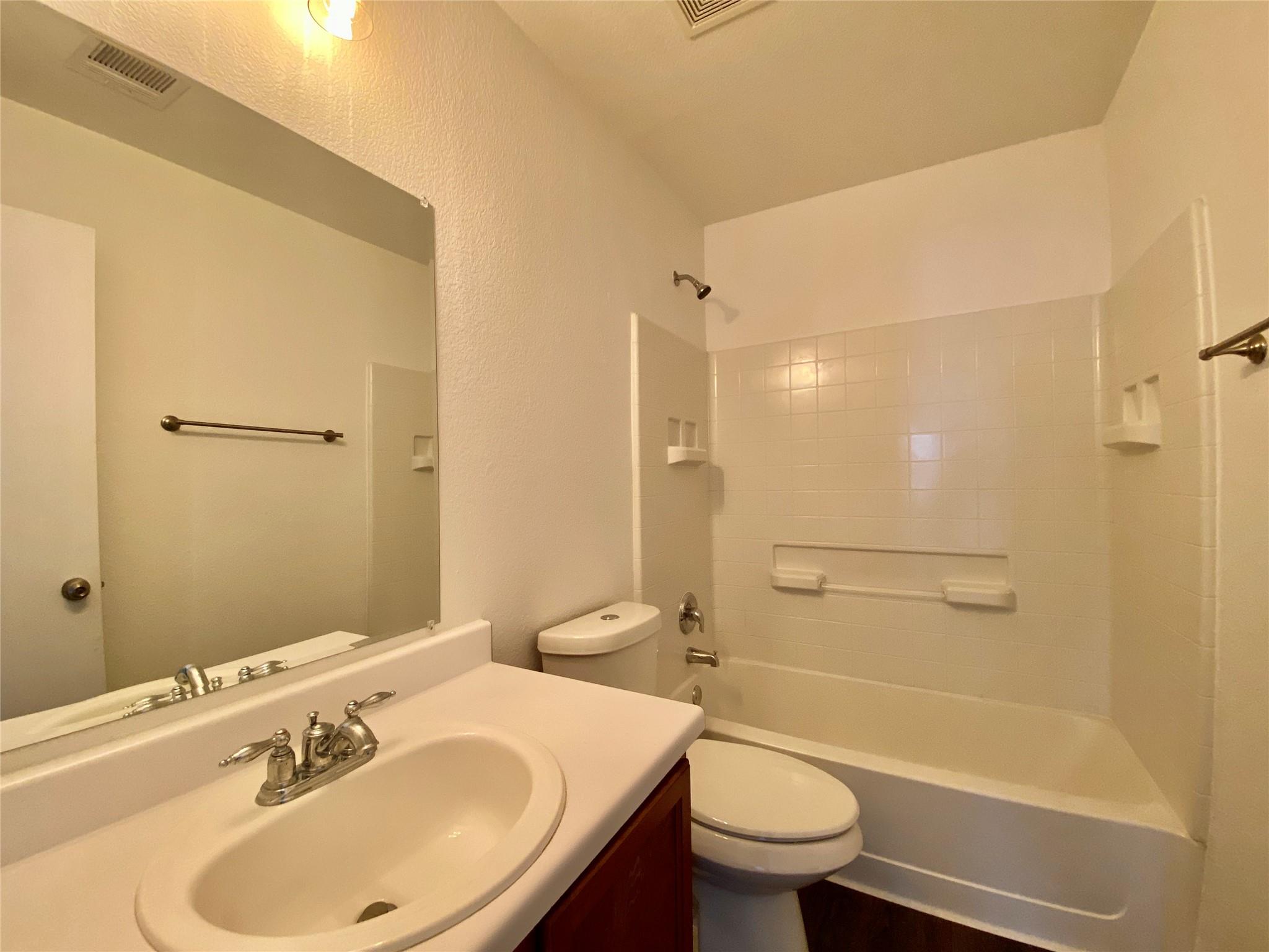 6608 Ferrystone Pass Property Photo 24