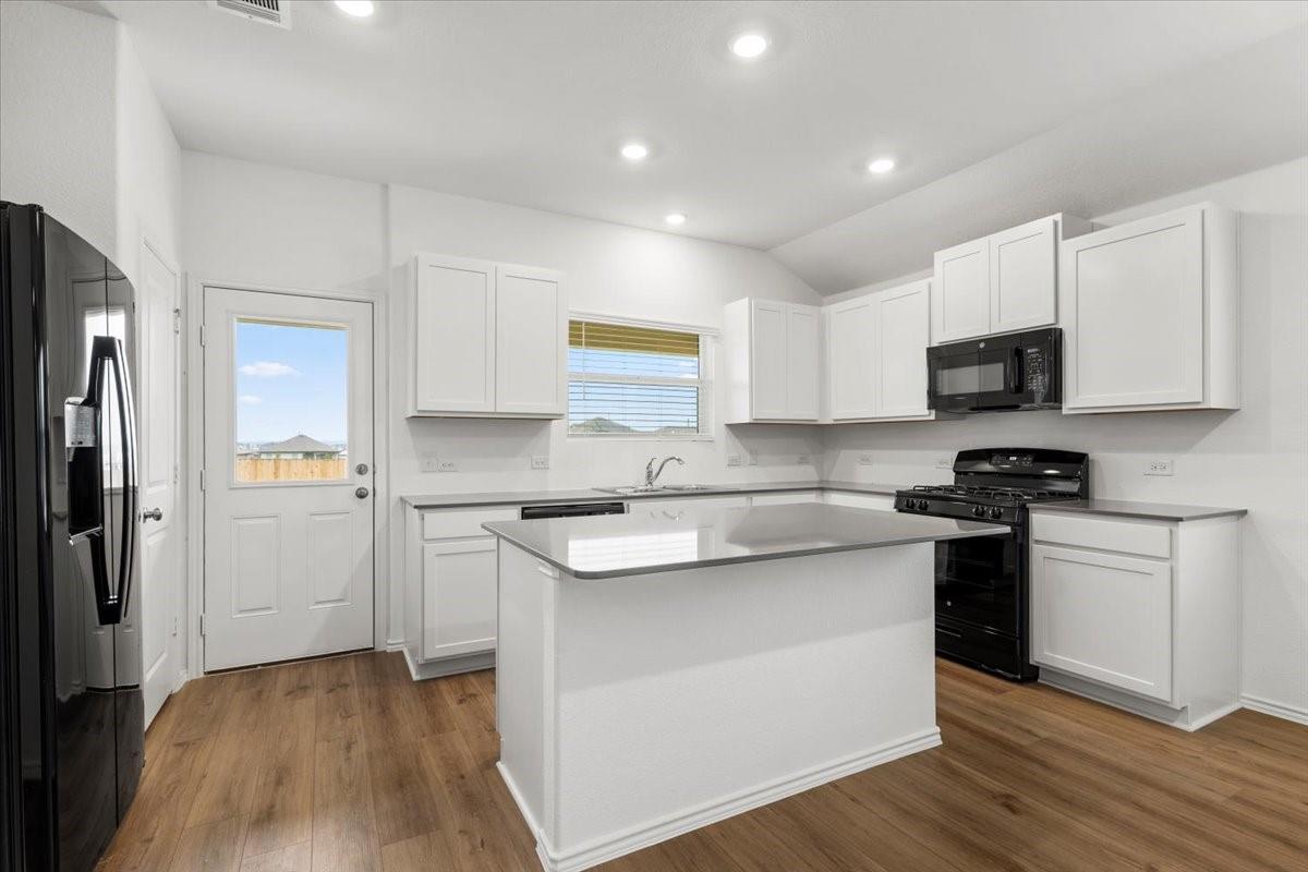 104 Winged Foot Cv Property Photo 10