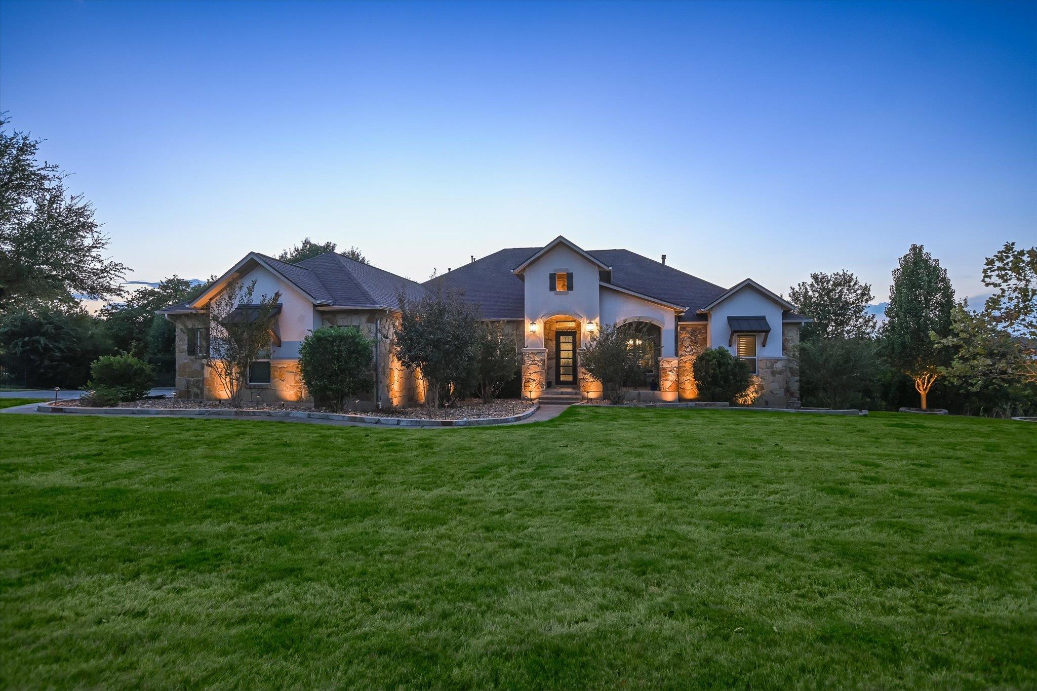 3705 Juniper Rim Rd Property Photo 1