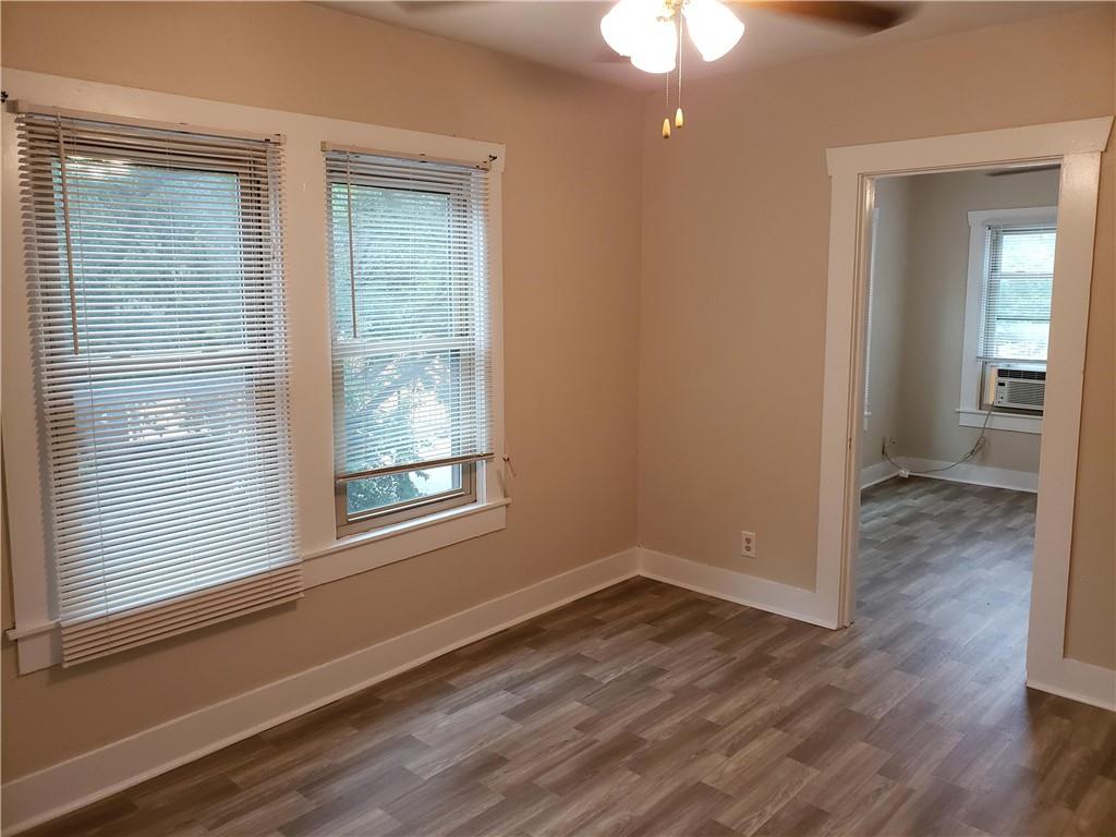 405 E 38th St #2 Property Photo 2