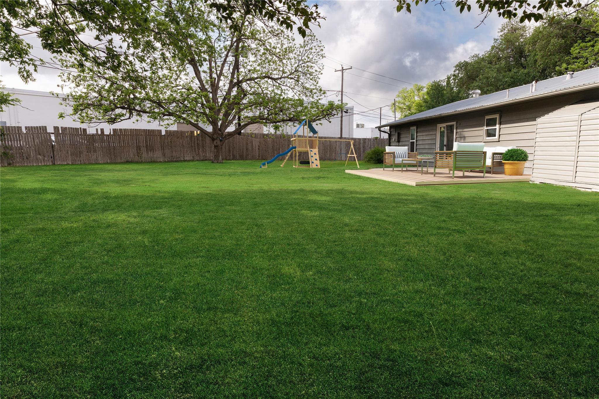 7515 Daugherty St Property Photo 26