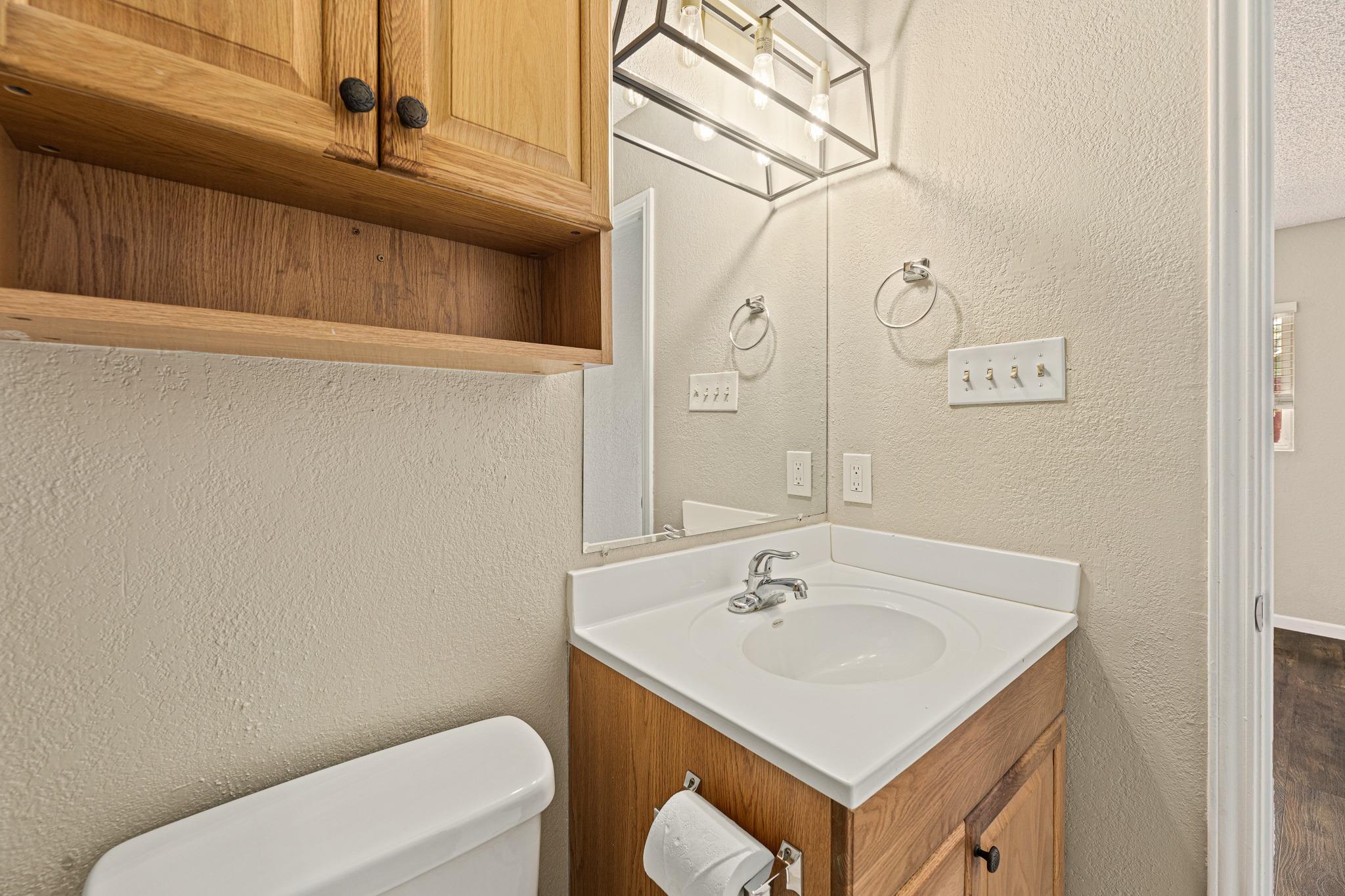 906 Oleander Ln #906 Property Photo 24