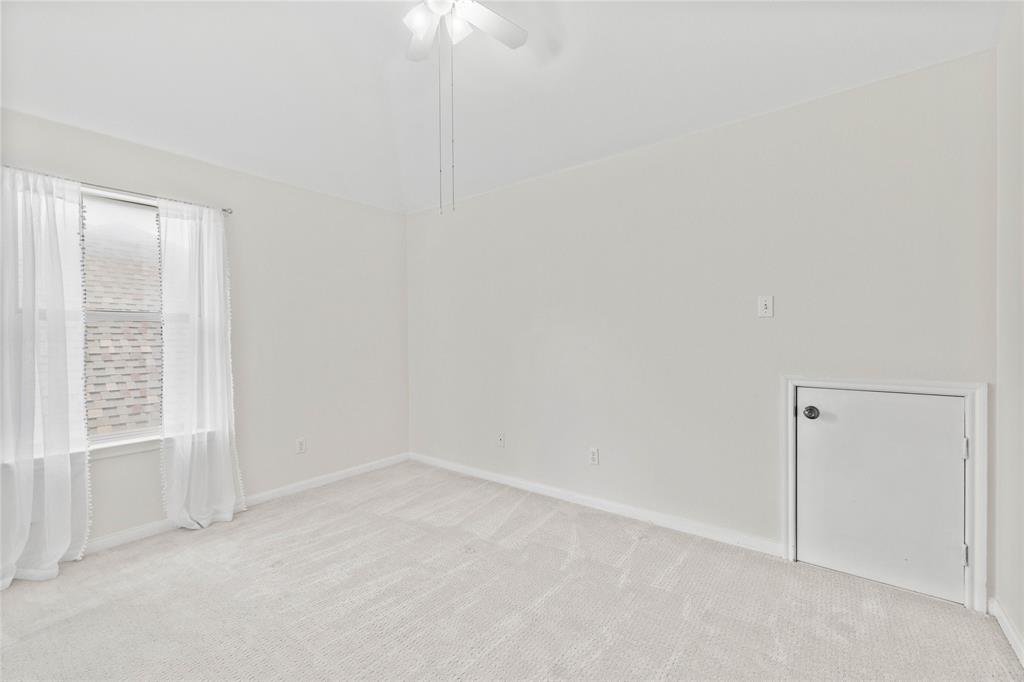 8604 Priest River Dr Property Photo 22