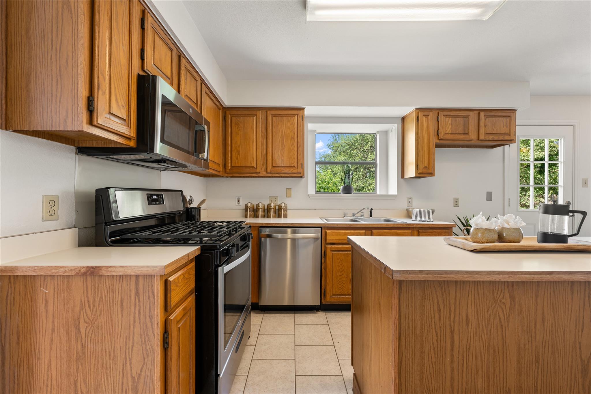 8407 Red Willow Dr Property Photo 14