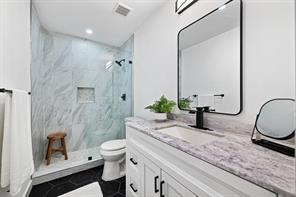 5911 Sheridan Ave Ln #c202 Property Photo 17