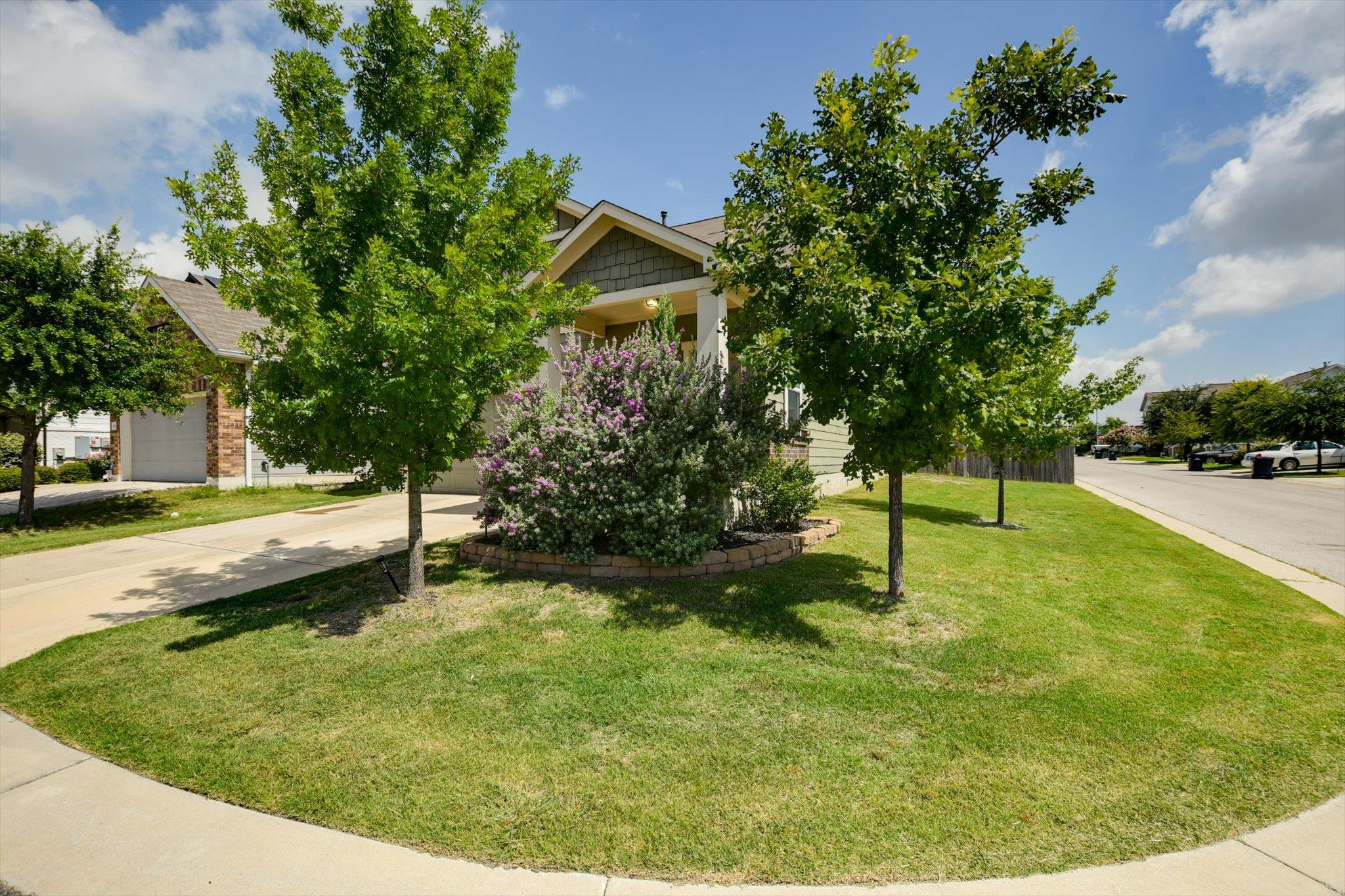 5826 Aviano Rd Property Photo 2