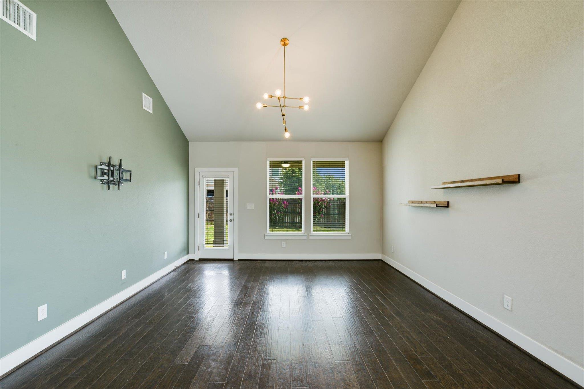 5826 Aviano Rd Property Photo 11