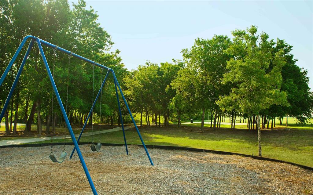 1174 Amy Dr Property Photo 8