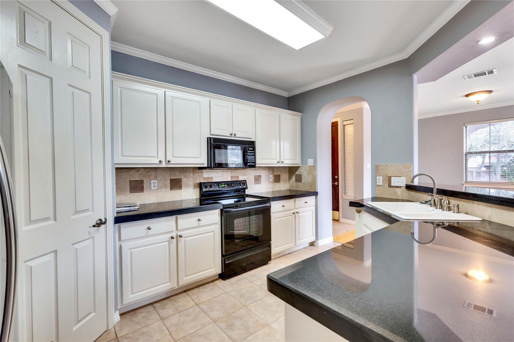 11603 Ladera Vista Dr #23 Property Photo 4