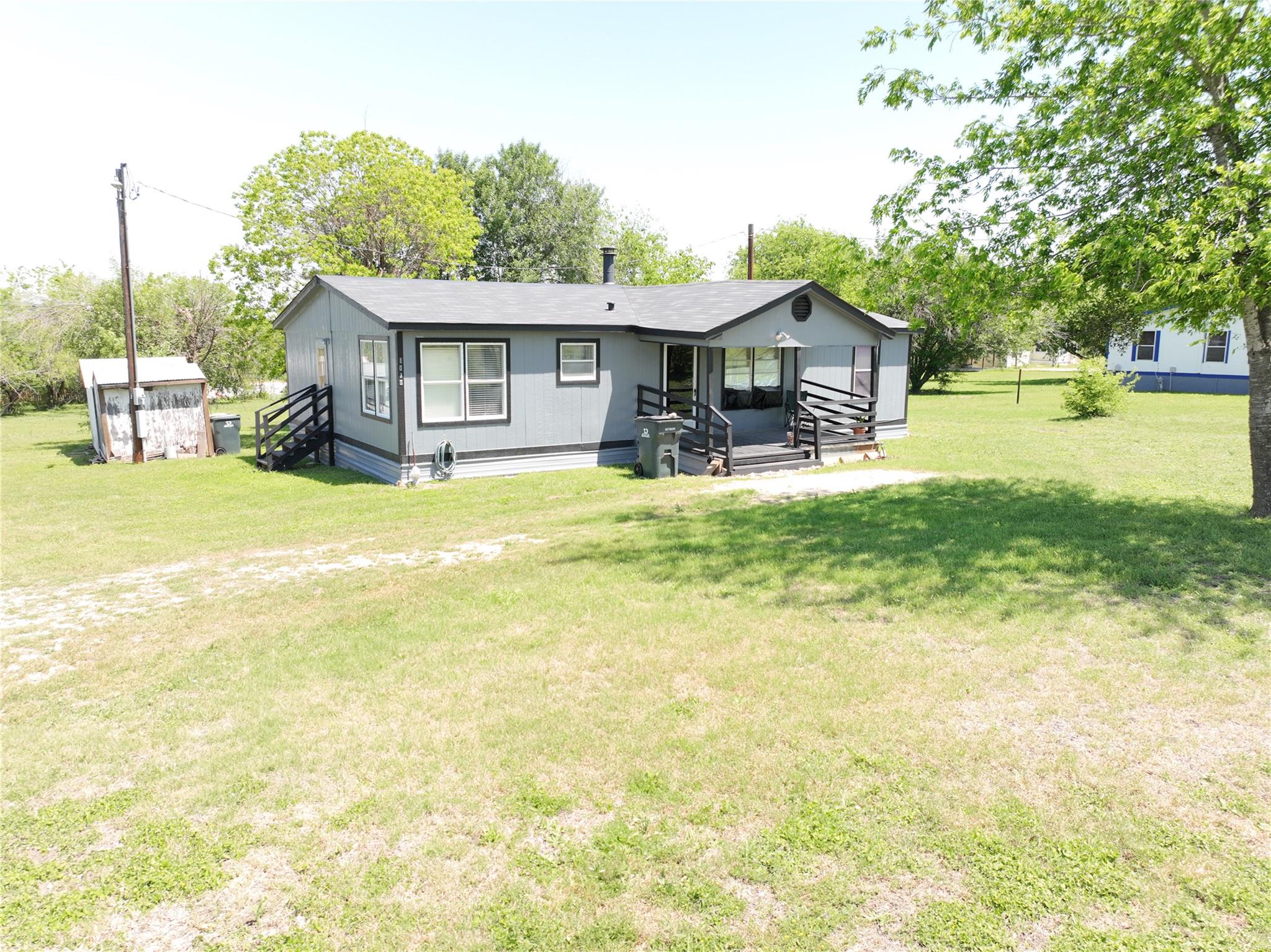 1073 E Fm 150 Property Photo