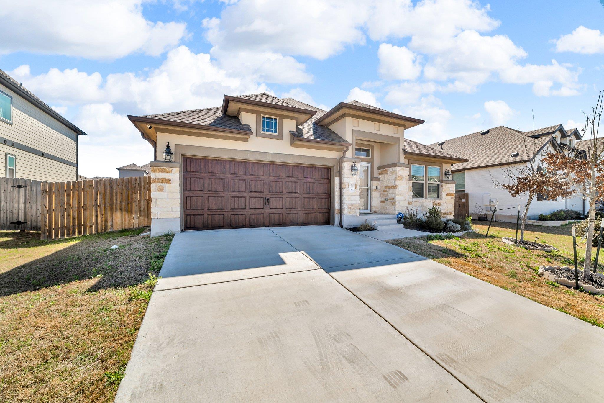 104 Hedge Green Holw Property Photo