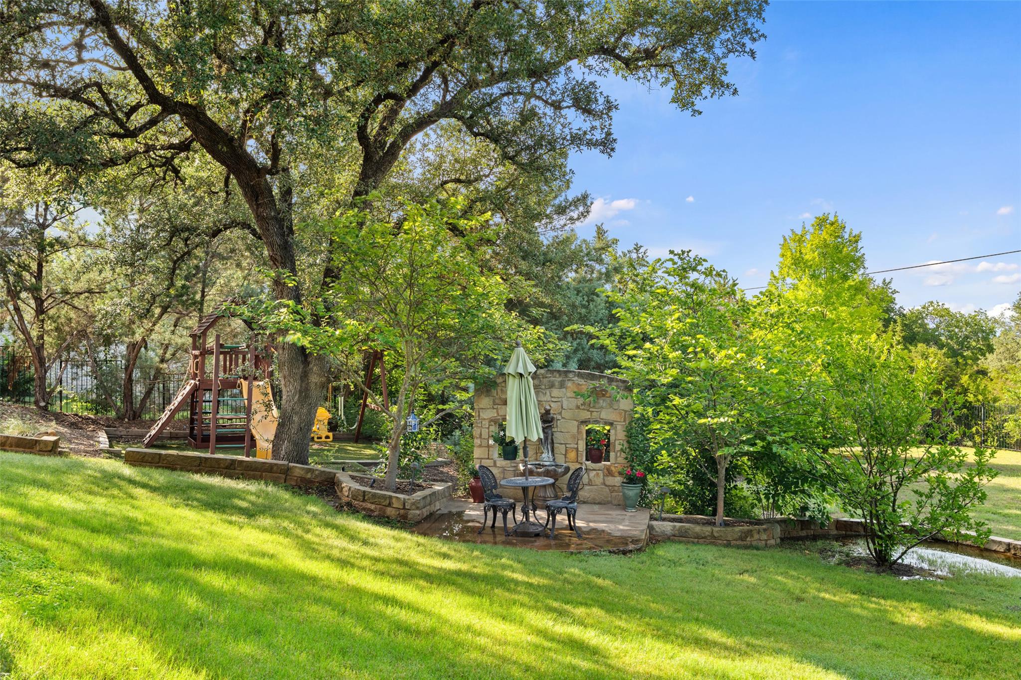 407 Bella Montagna Cir Property Photo 28