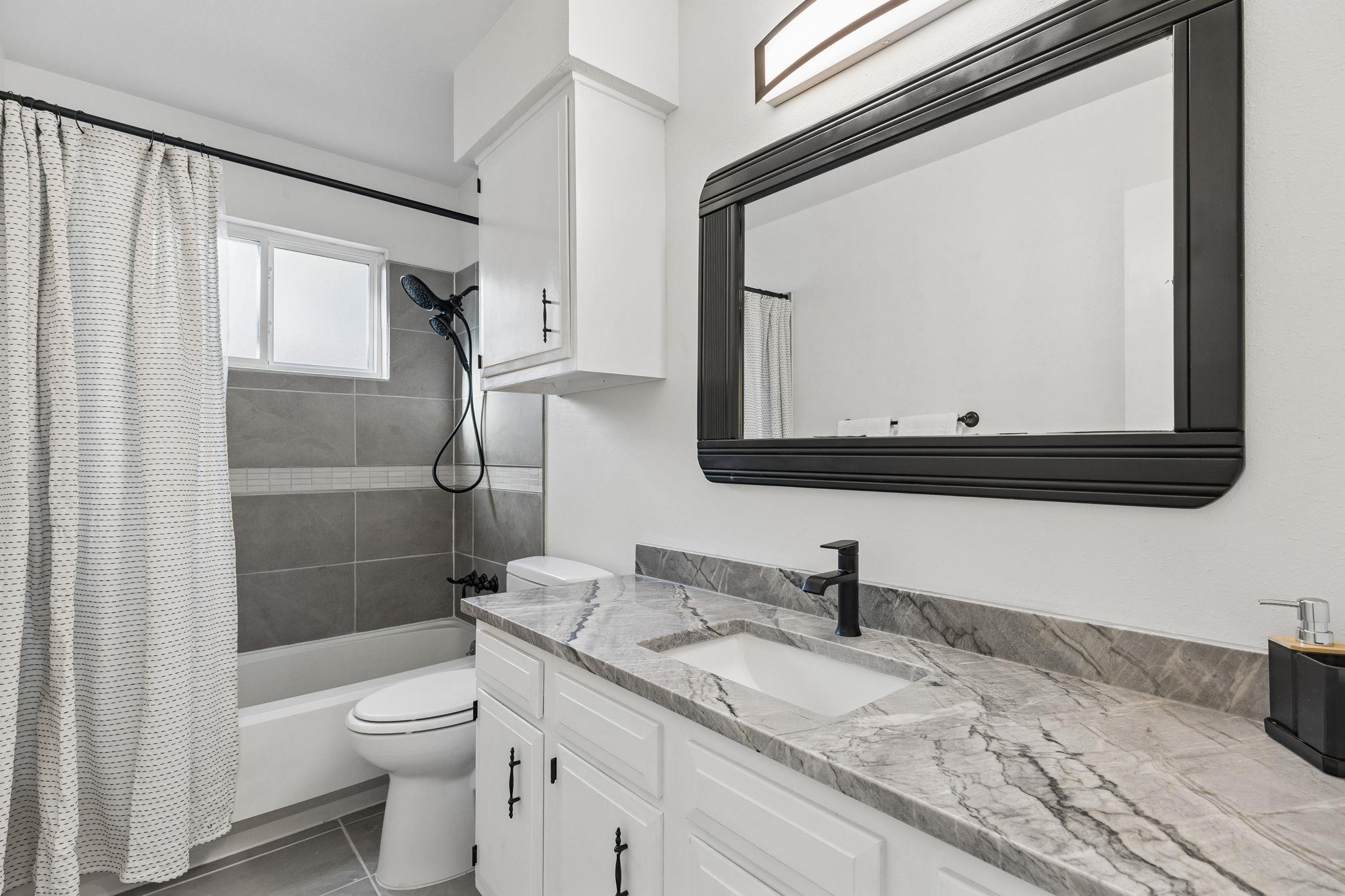 3415 Amalfi Cv Property Photo 10