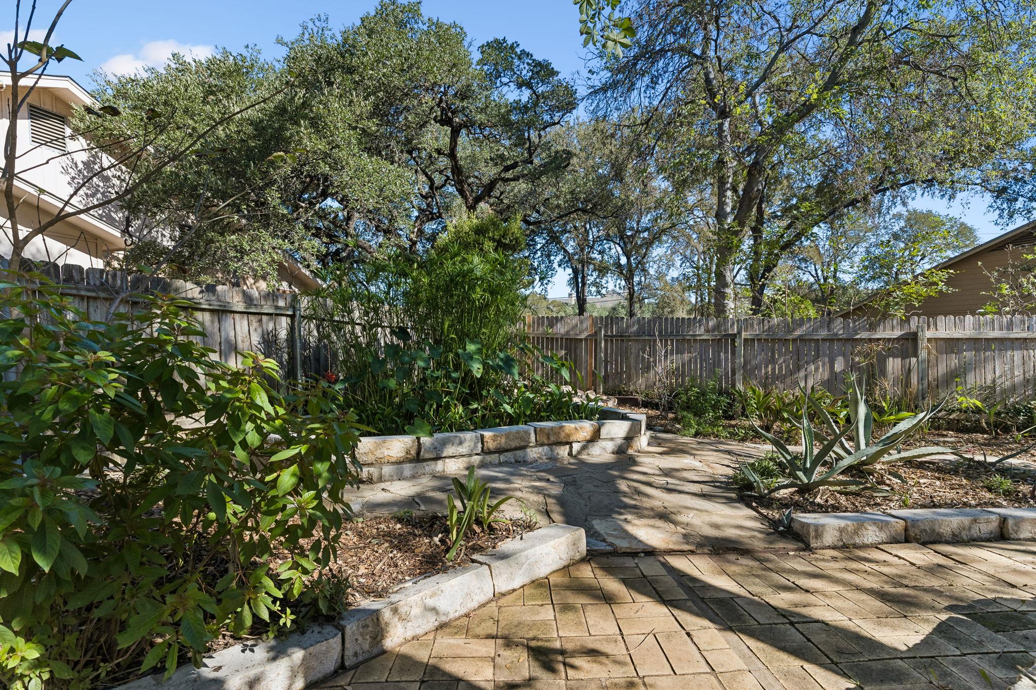 3415 Amalfi Cv Property Photo 13