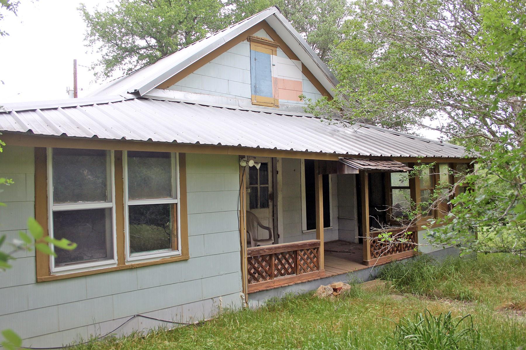 7887 Pettytown Rd Property Photo