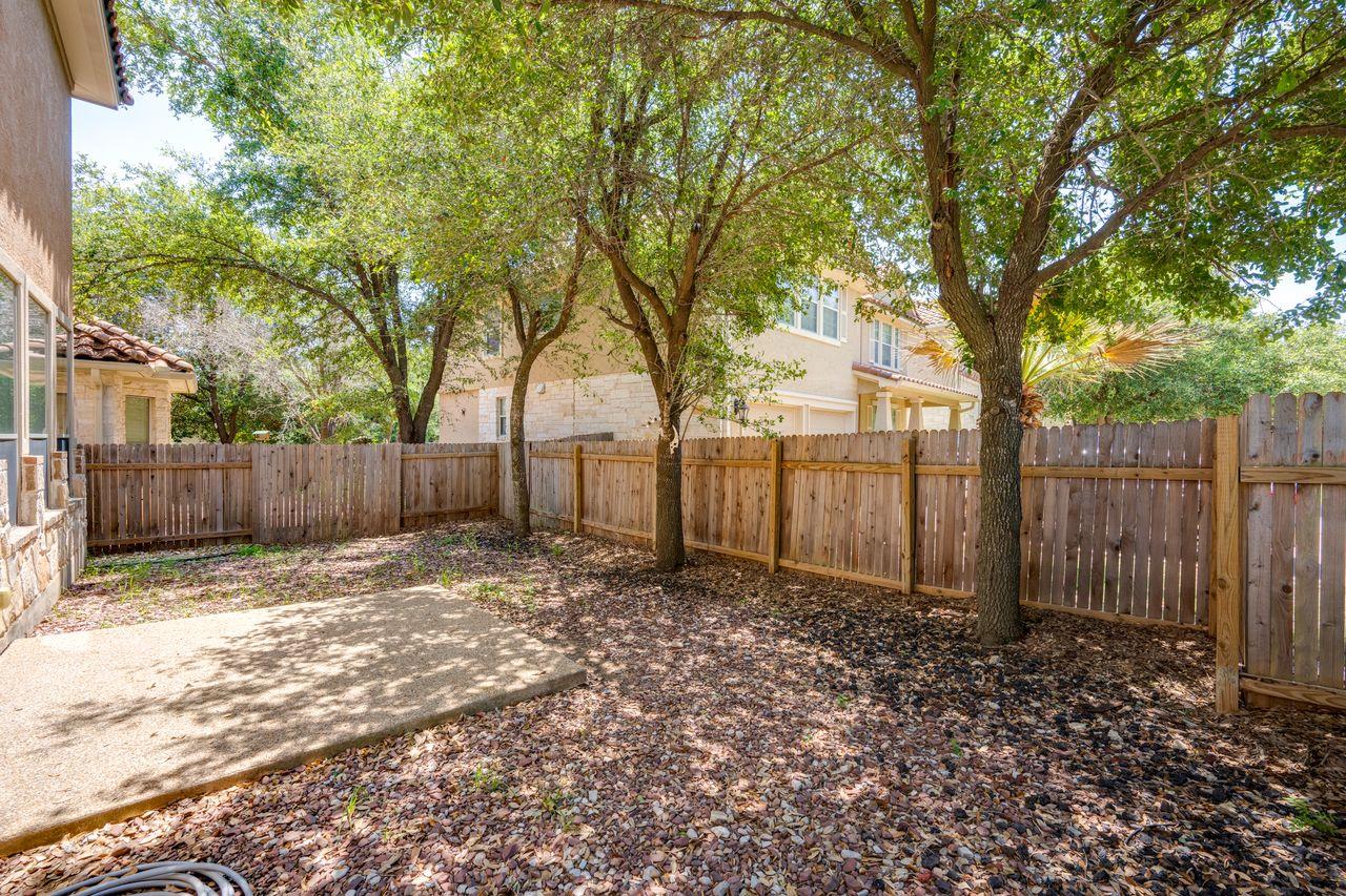 15633 Interlachen Dr Property Photo 30