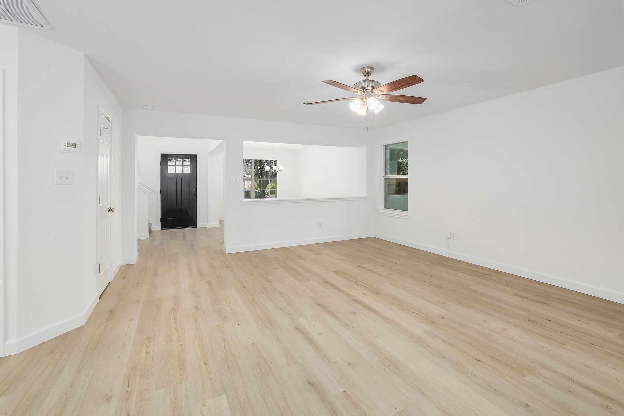 709 Los Robles Rd Property Photo 9