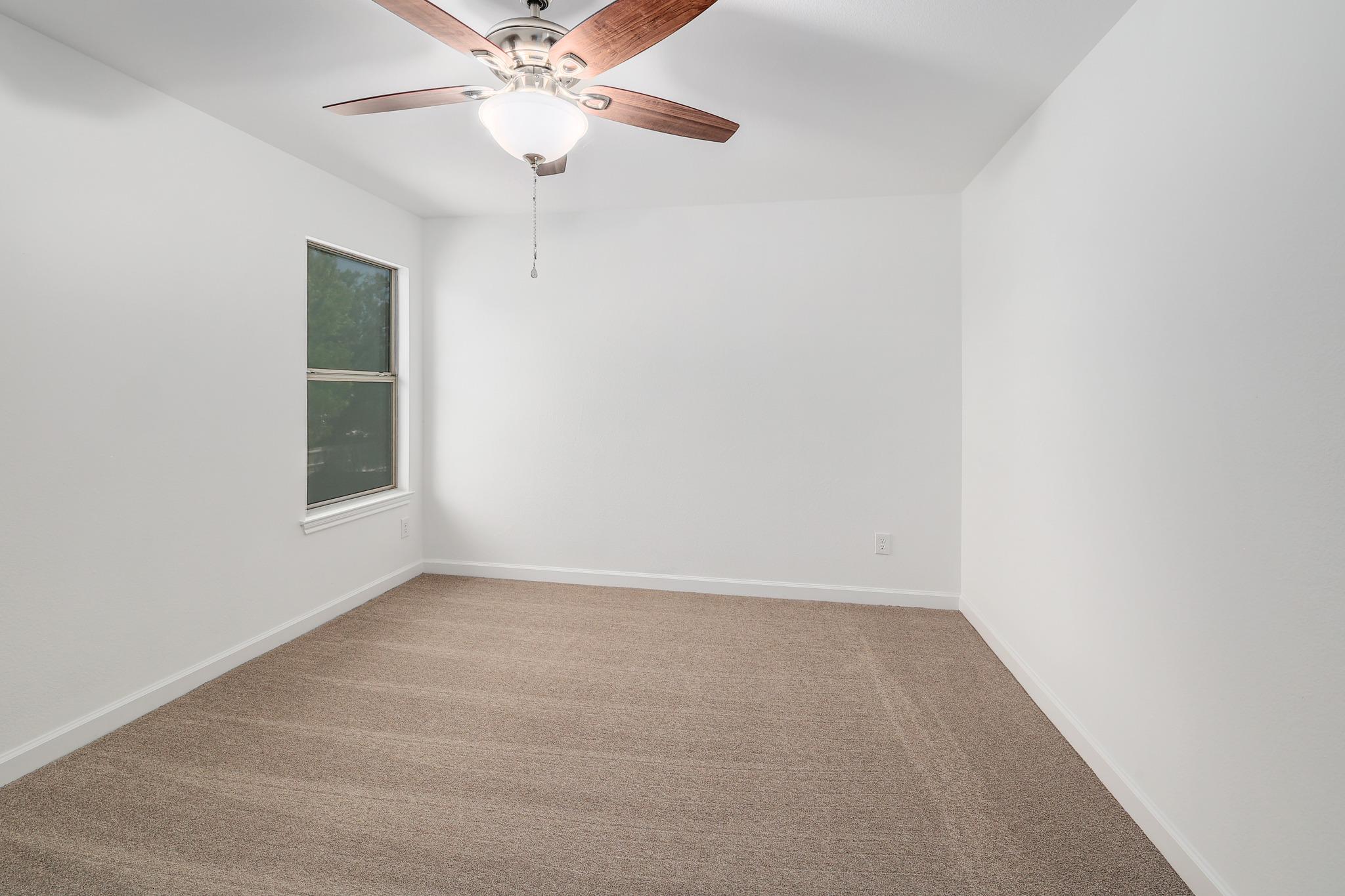 709 Los Robles Rd Property Photo 24