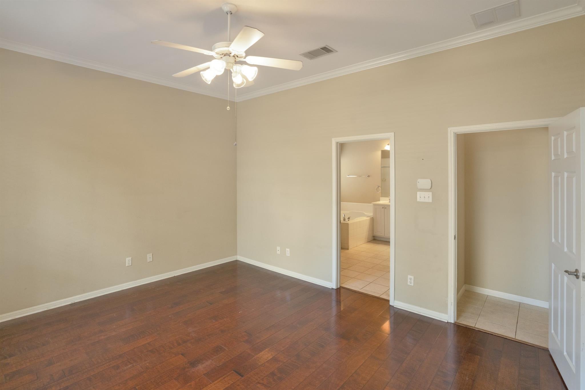 111 Village Park Dr Property Photo 14