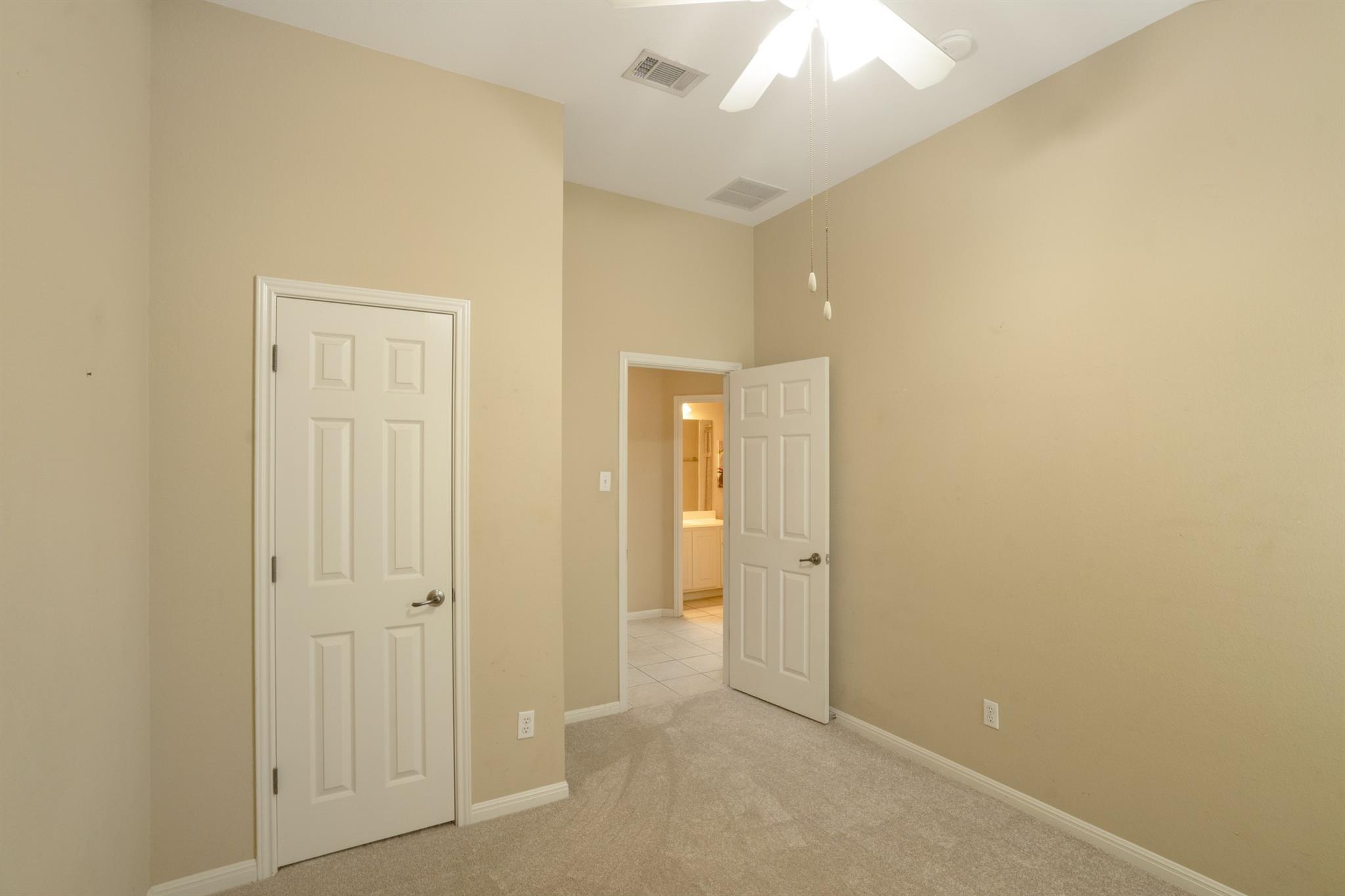 111 Village Park Dr Property Photo 19