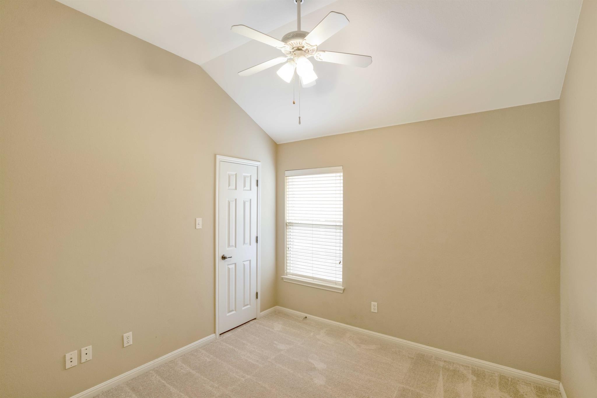 111 Village Park Dr Property Photo 21