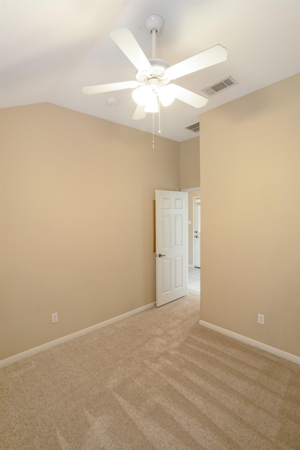 111 Village Park Dr Property Photo 22