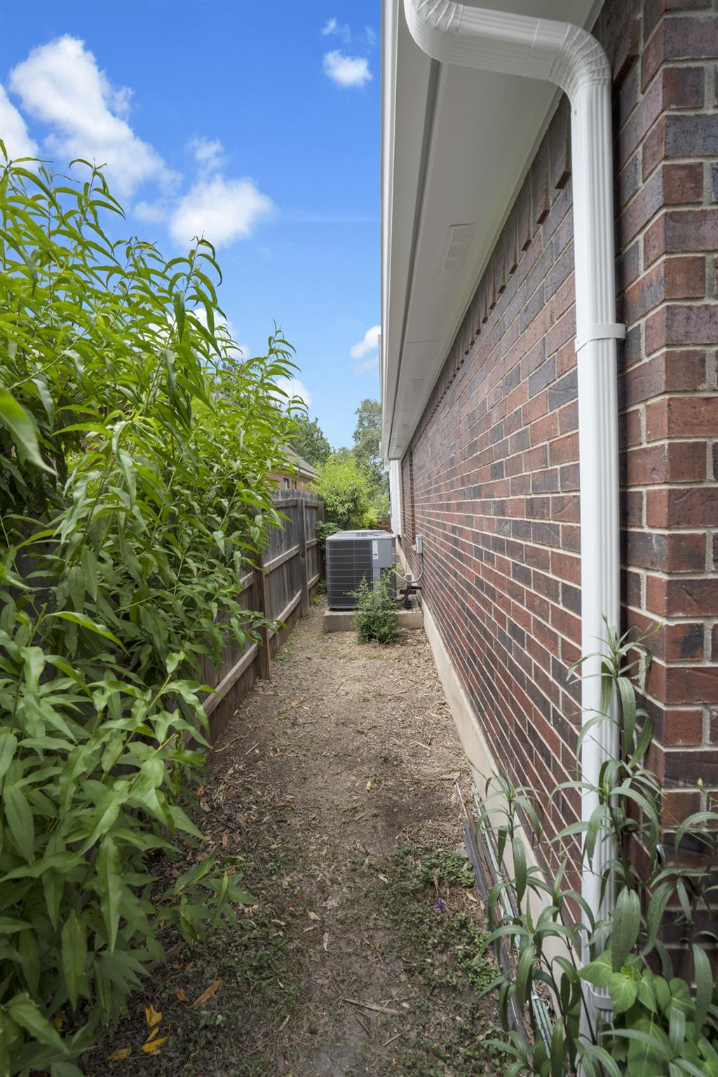 111 Village Park Dr Property Photo 30