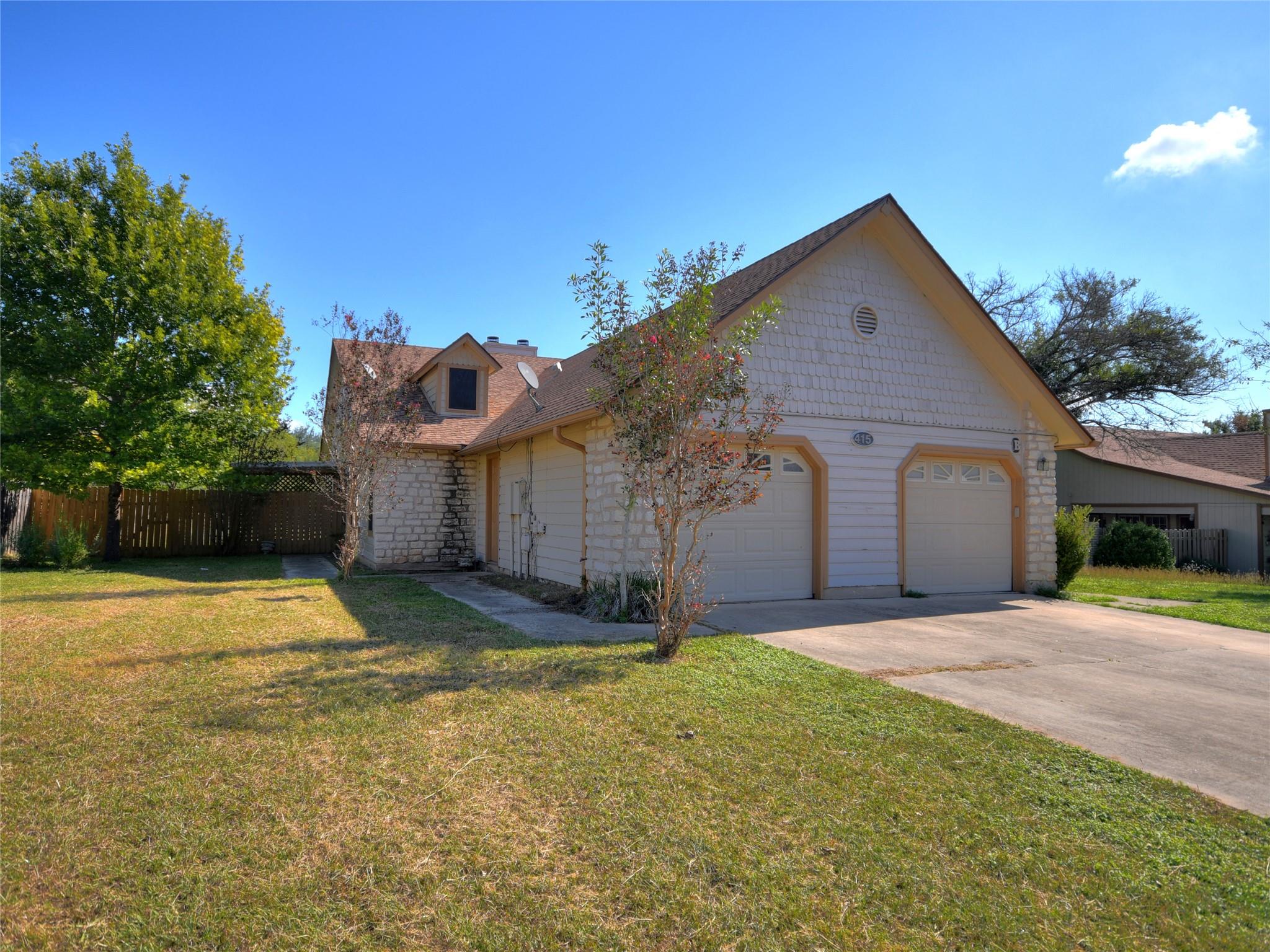 415 Fantail Loop #A Property Photo 1