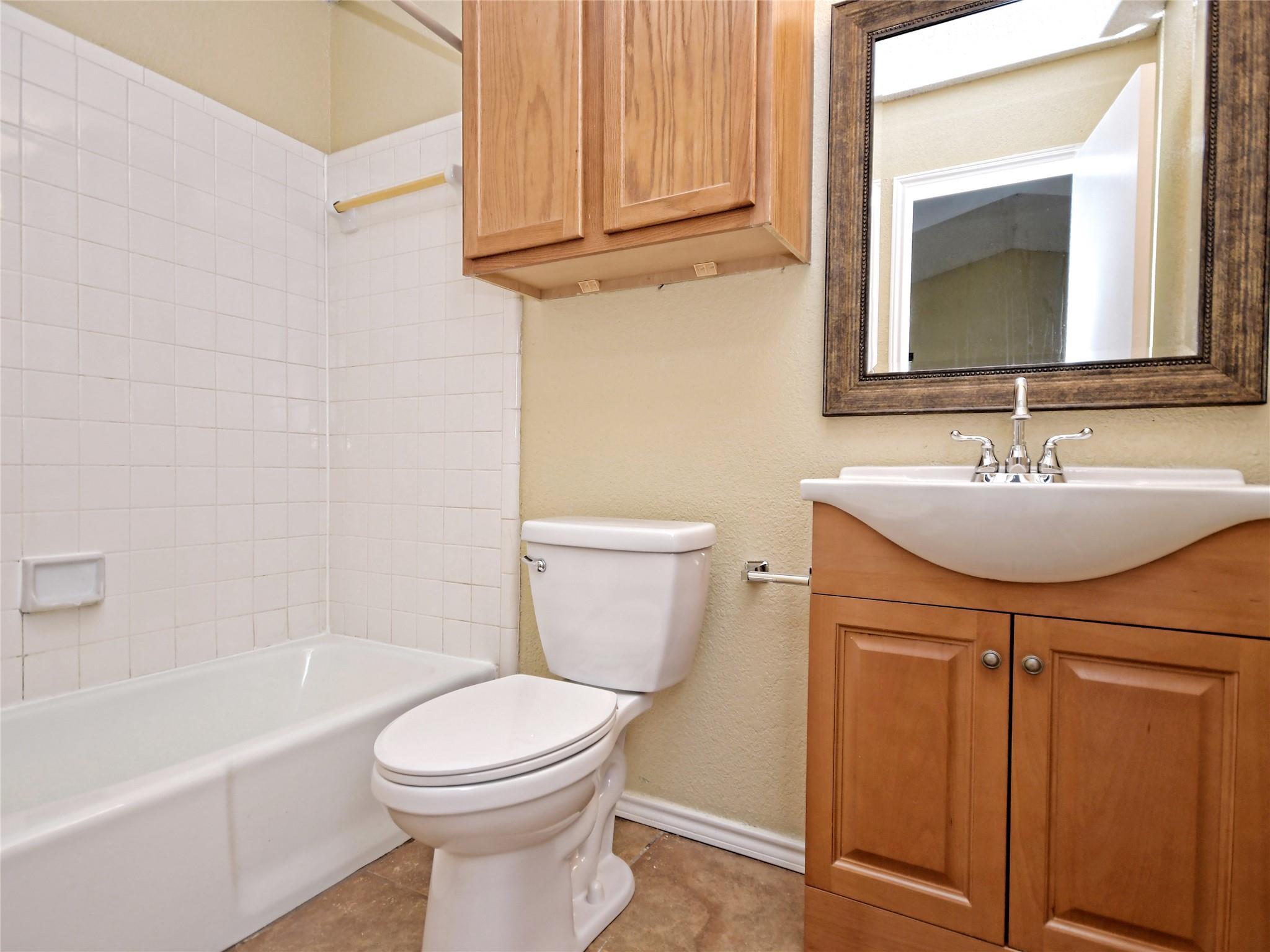 415 Fantail Loop #a Property Photo 10